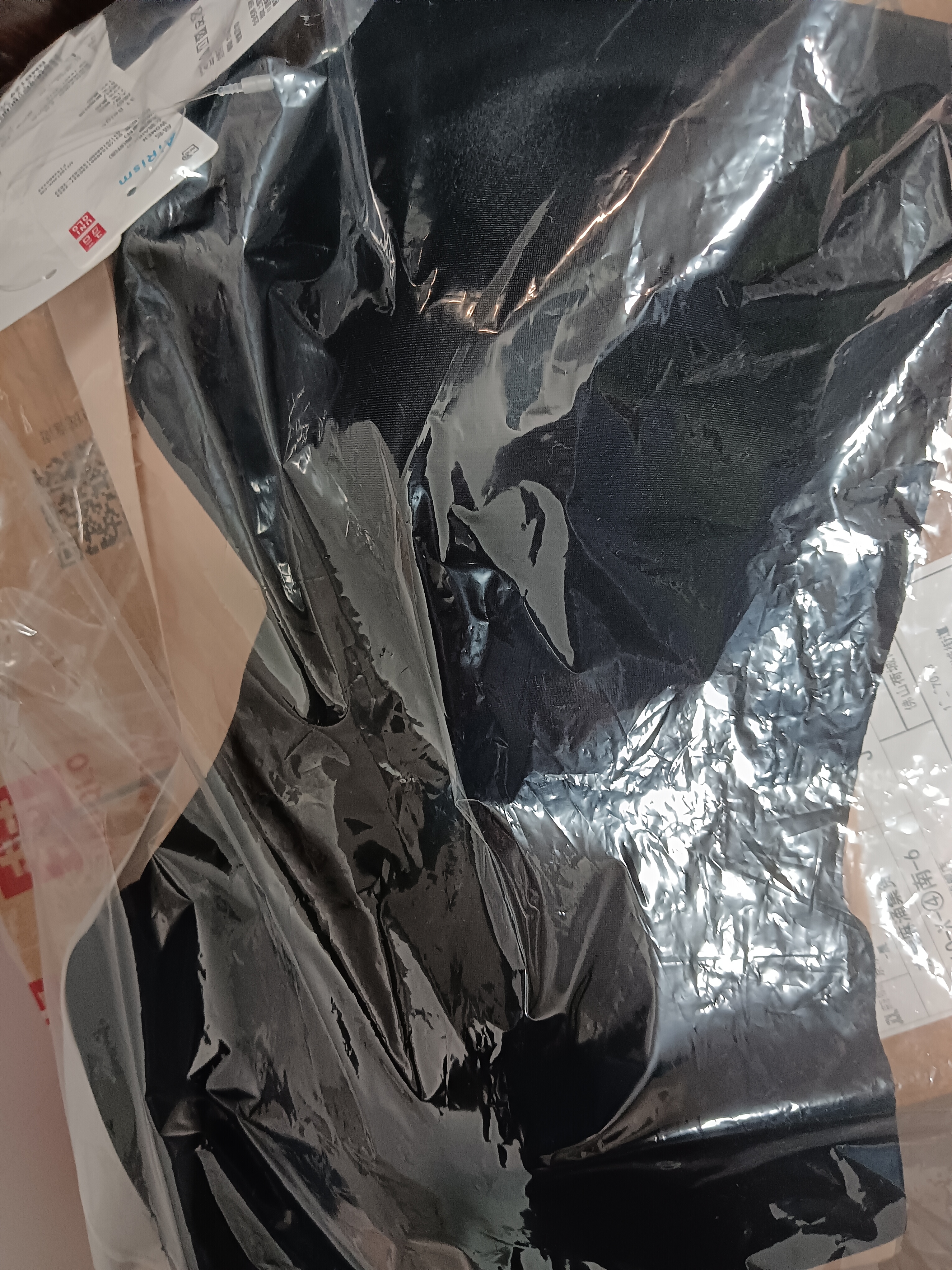 优衣库AIRism无钢圈文胸/舒适/固定罩杯女装轻氧Bra482666 487015 487015/09黑色 L 实拍图