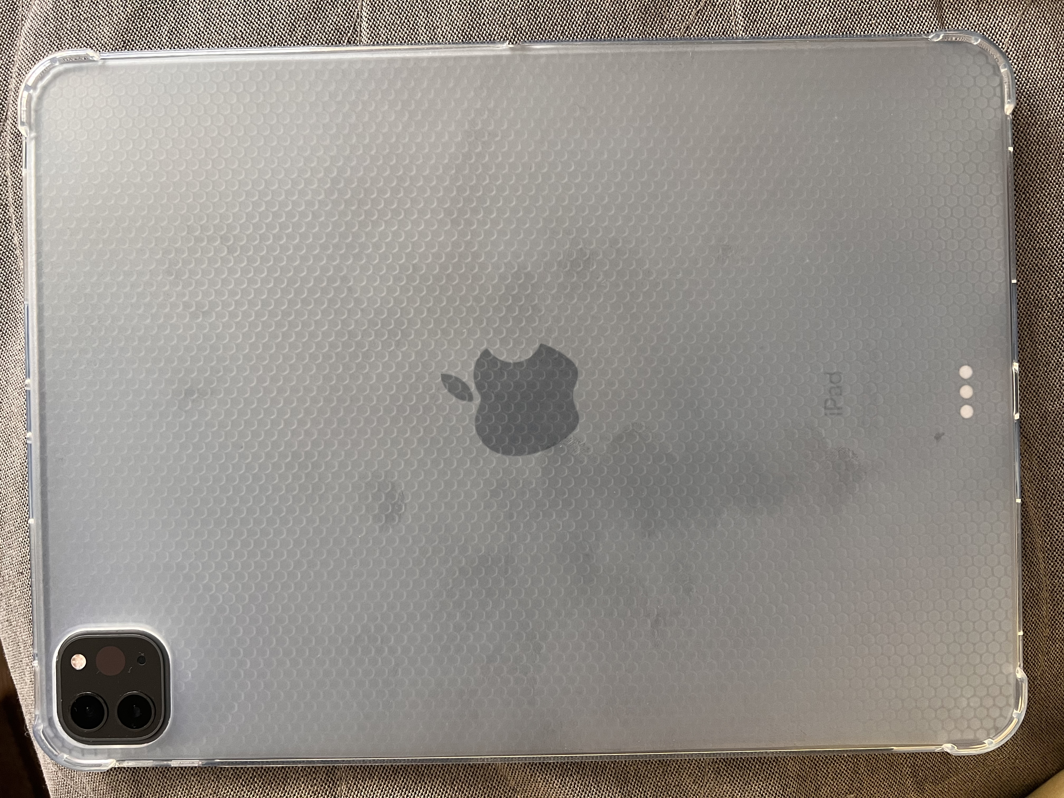 品胜 适用ipad Pro11英寸磨砂透明保护壳2022/21/20款苹果平板保护套轻薄防摔抗指纹高透软壳清爽 实拍图