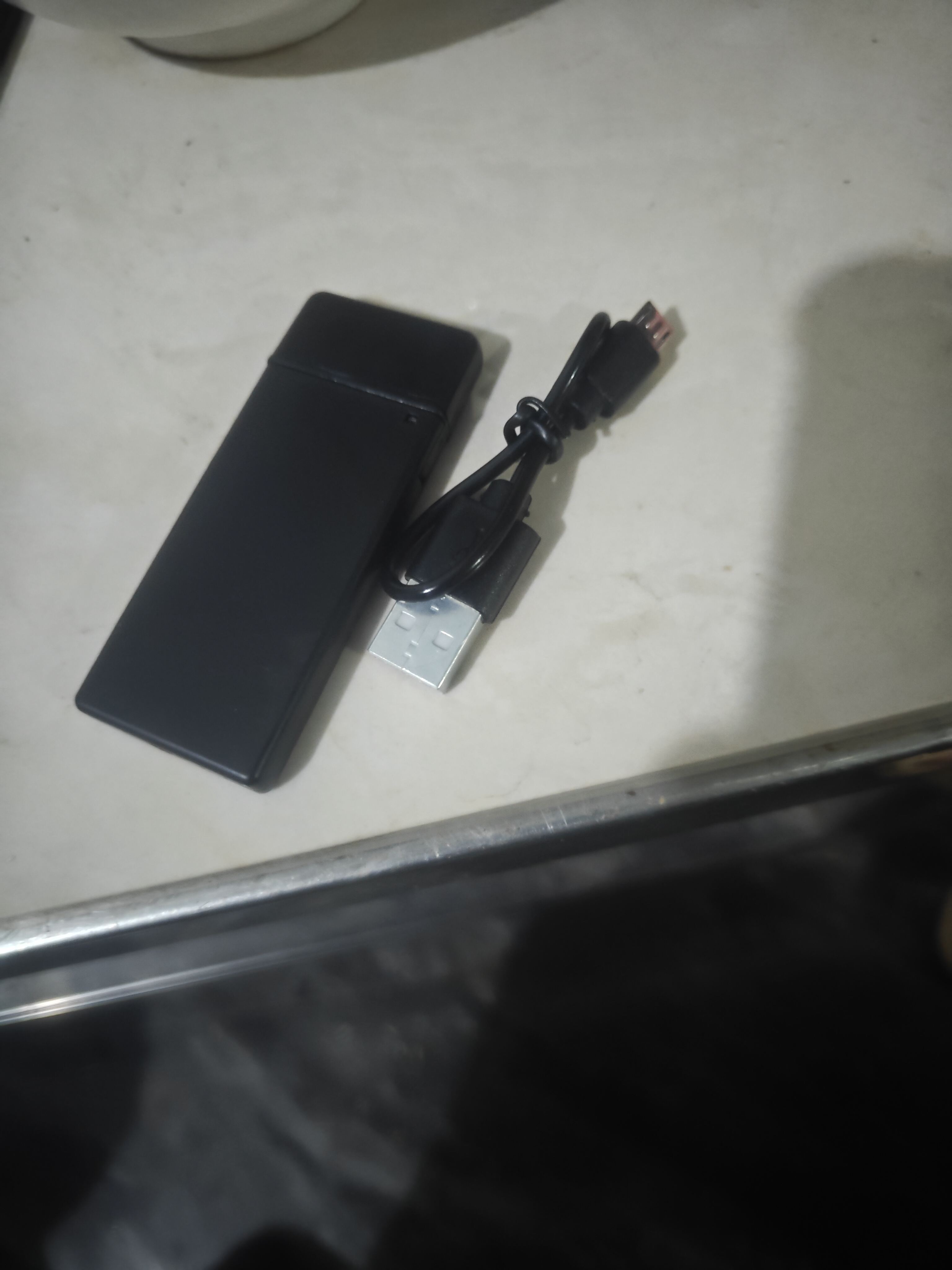 充电打火机防风电子点烟器钨丝usb智能感应点烟器打火机 黑色（两款混发） 实拍图