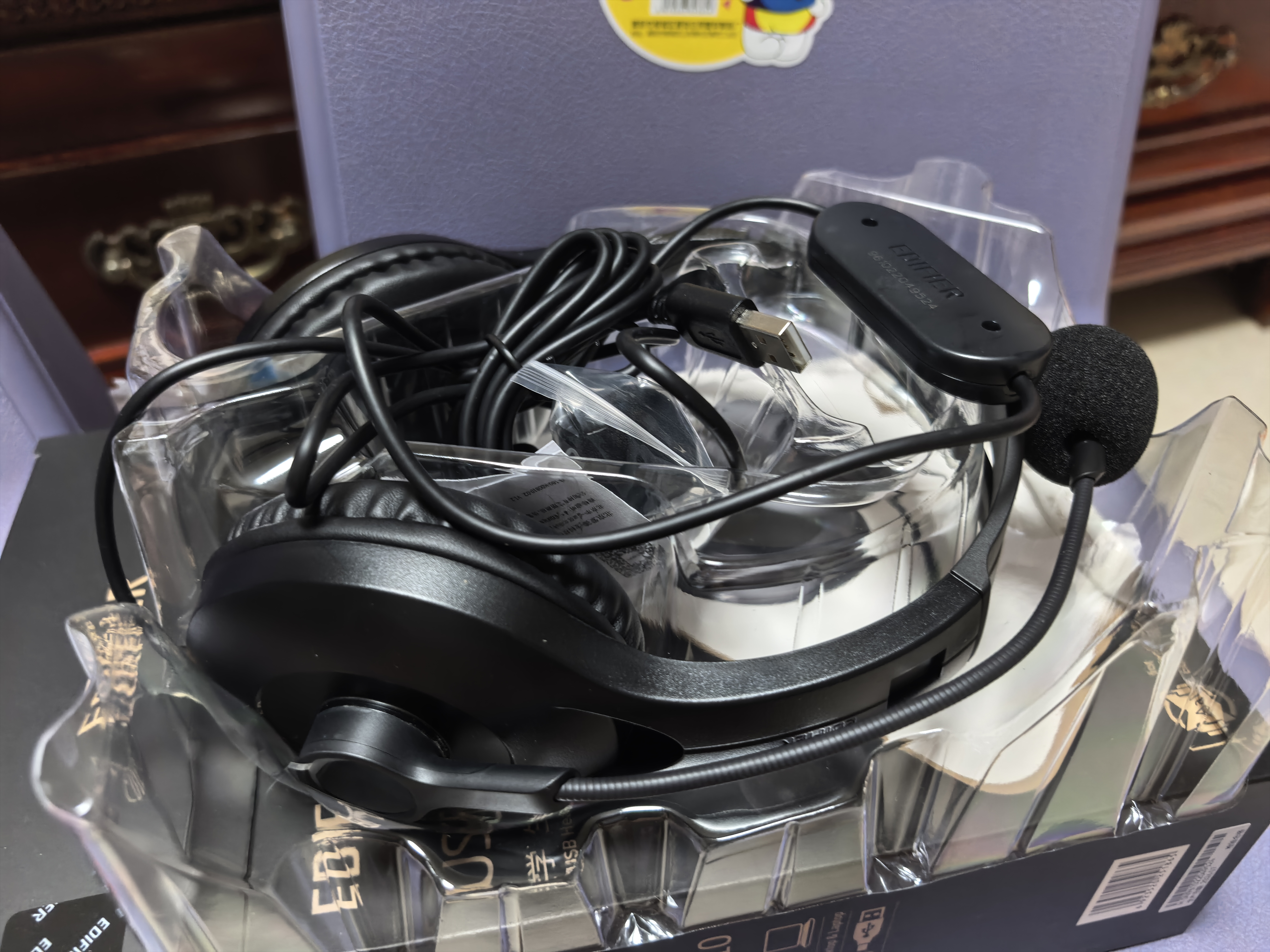 漫步者（EDIFIER）【符合国测要求】USB K810 头戴式电脑笔记本有线耳机 游戏耳机 在线教育听力对话耳麦 黑色 实拍图