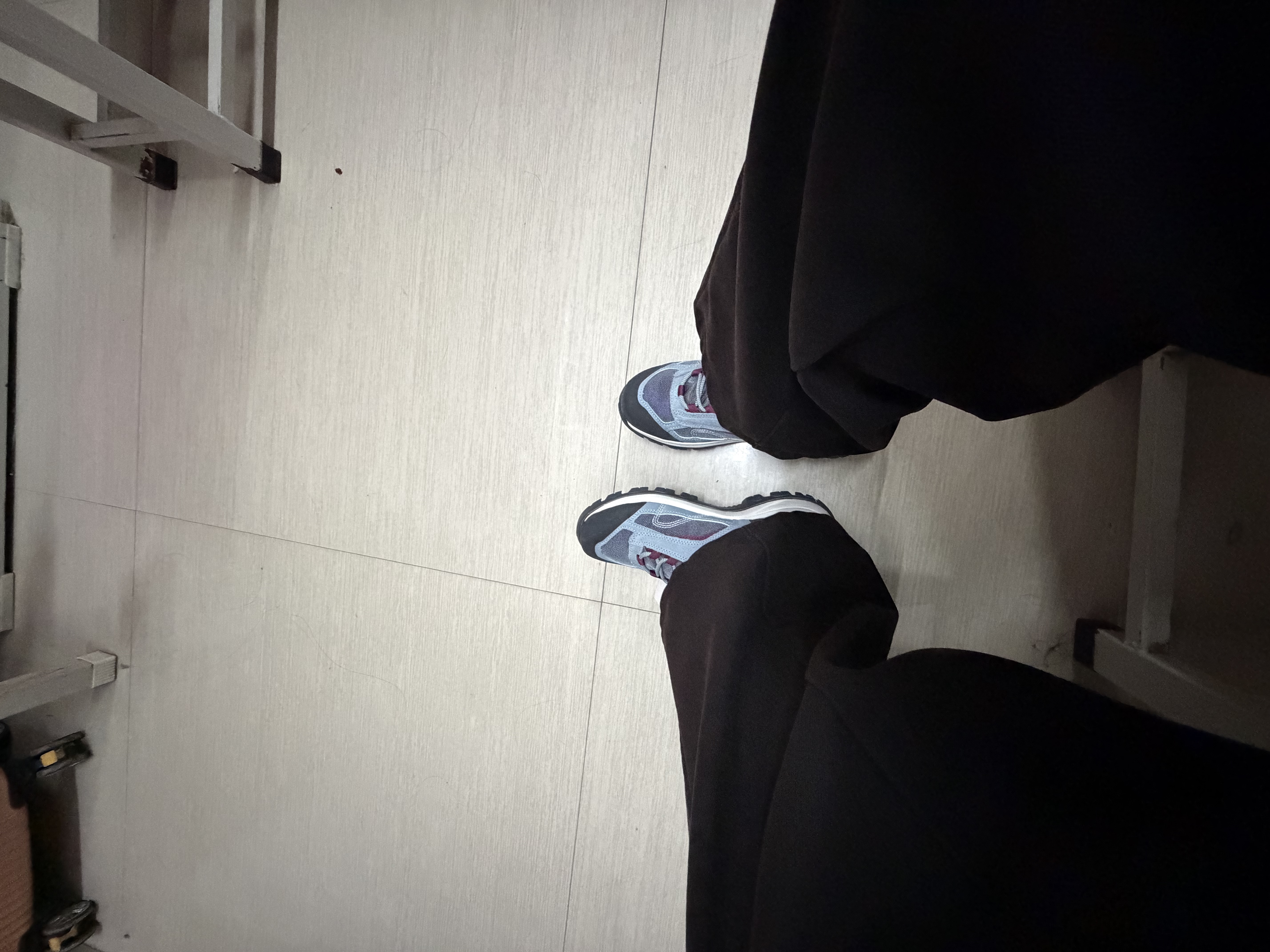 迪卡侬（DECATHLON）鞋男女登山鞋户外防水防滑春秋高帮靴QUS MH100-NEW 女款中帮-松灰色 38 实拍图
