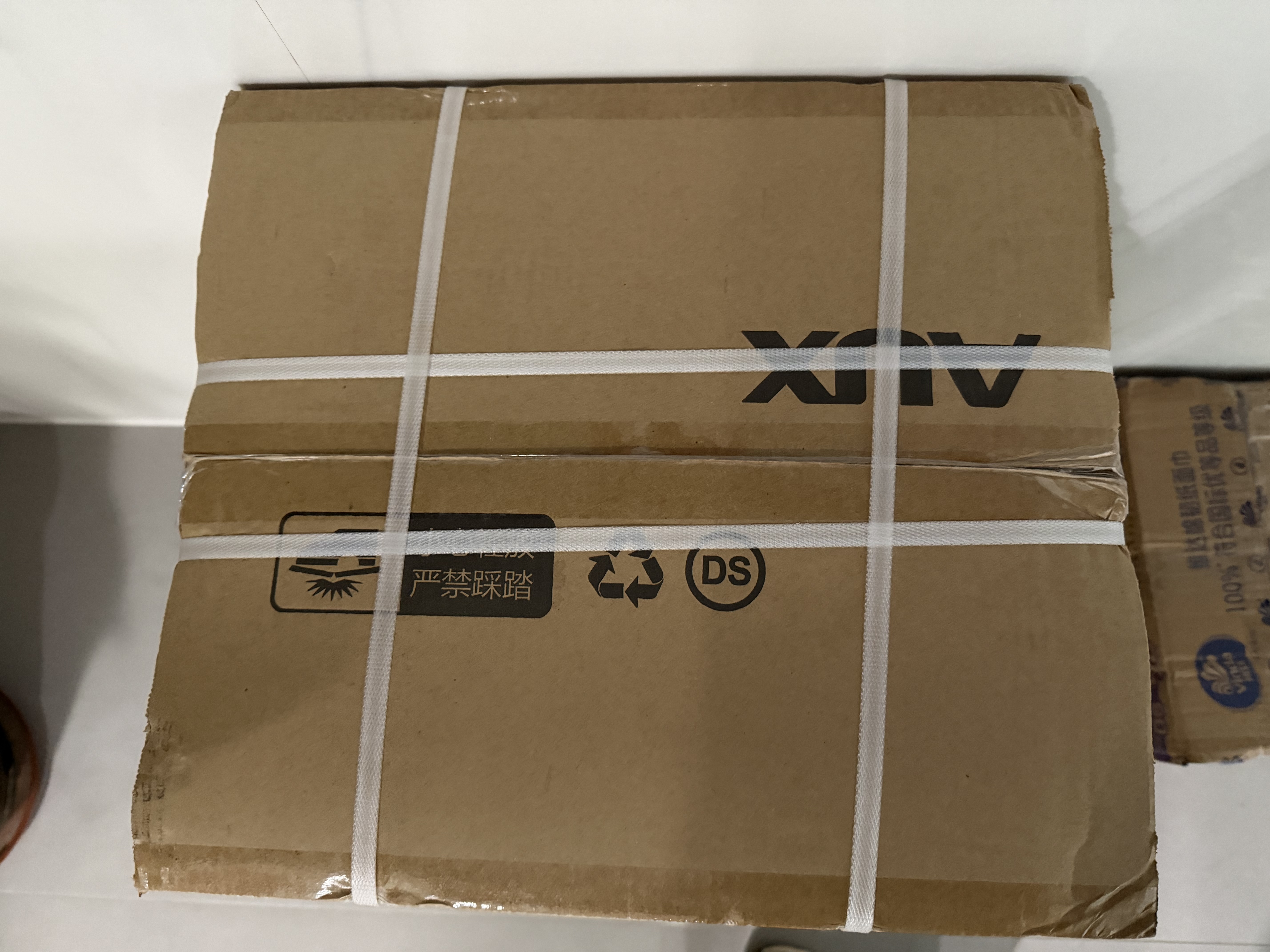 奥克斯（AUX）小冰箱家用小型迷你冷藏冷冻两用出租房宿舍用节能省电寝室办公室电冰箱 【净化去味】146灰色【高效保鲜 铜管速冷】30L 实拍图
