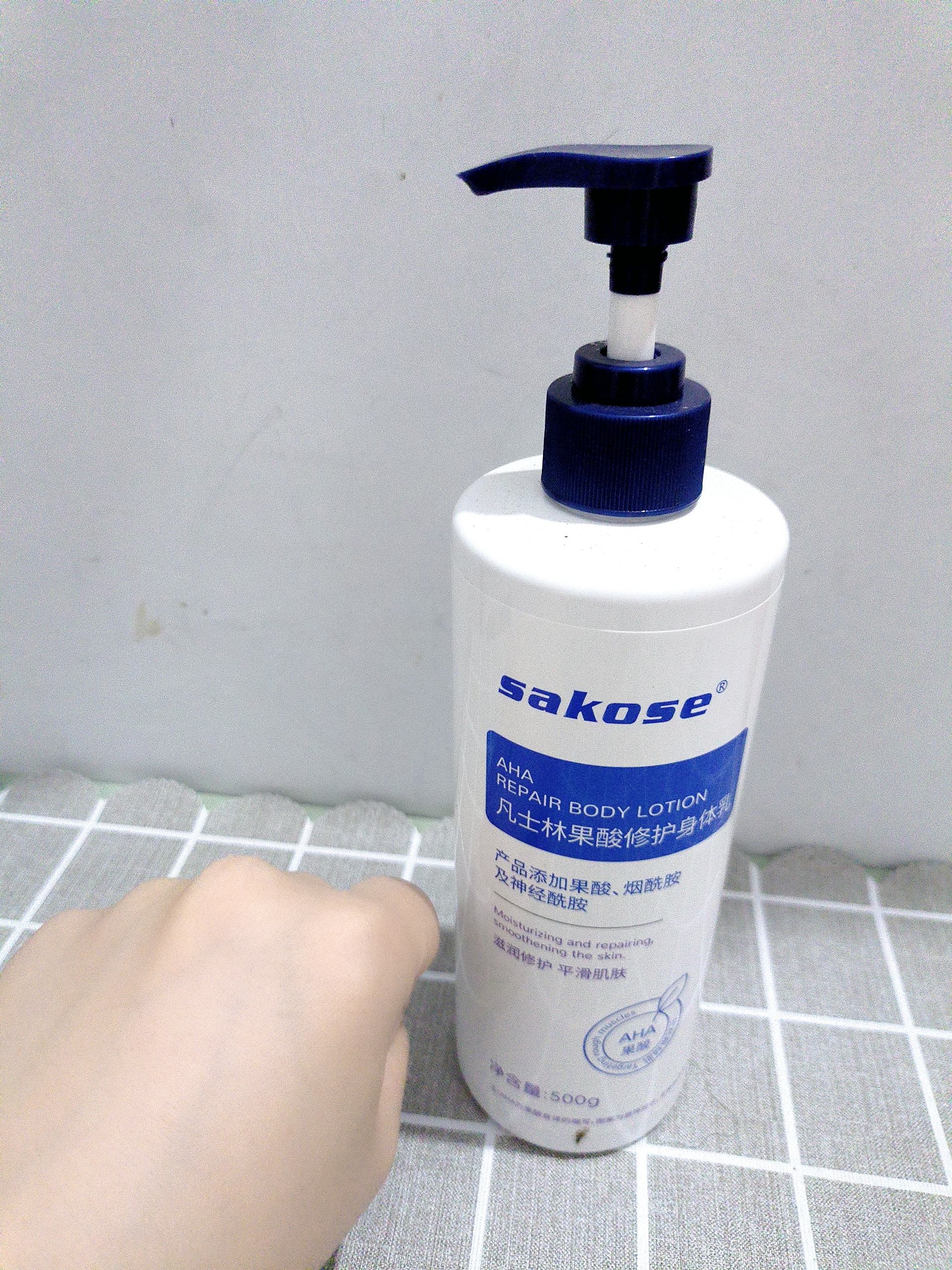 sakose凡士林果酸柔滑身体乳500ml秋冬补水保湿干燥皮肤全身留香润肤乳 实拍图
