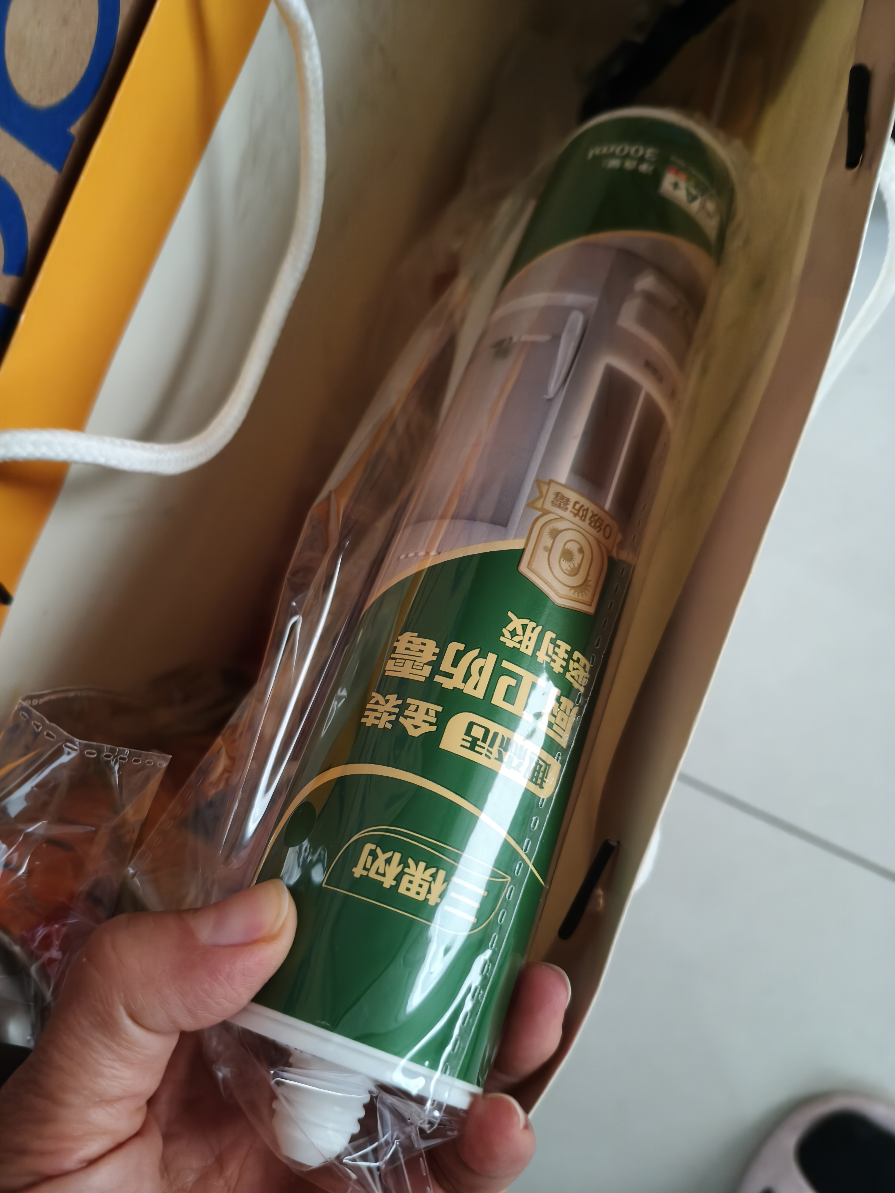 三棵树漆趣森活防霉密封胶中性硅酮玻璃胶厨房灶台马桶防水白色300ML 实拍图