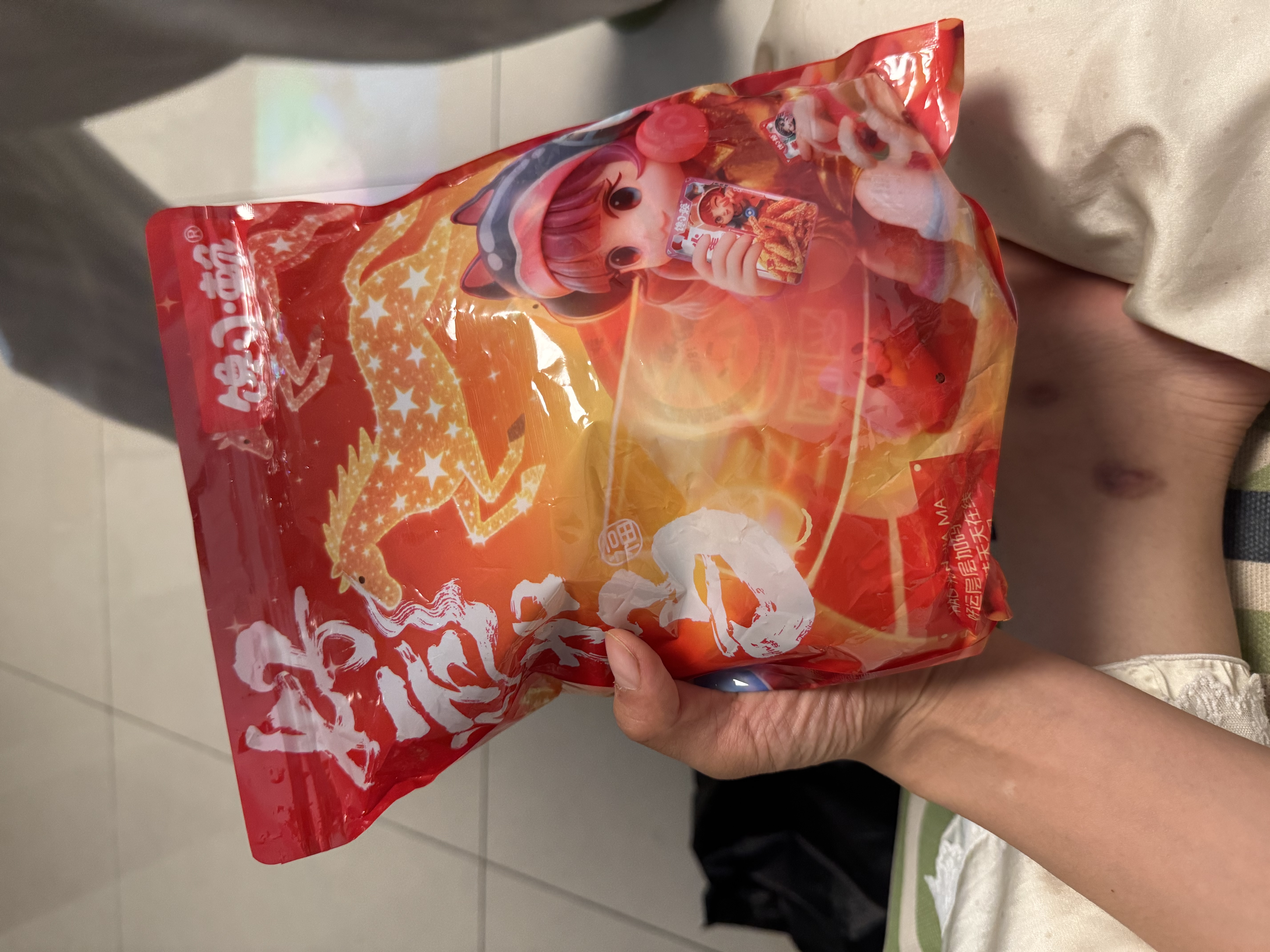 【零食大礼包】休闲零食辣条麻花肉脯素牛排组合装送人追剧 7款共63包【精装】【必薅】 实拍图