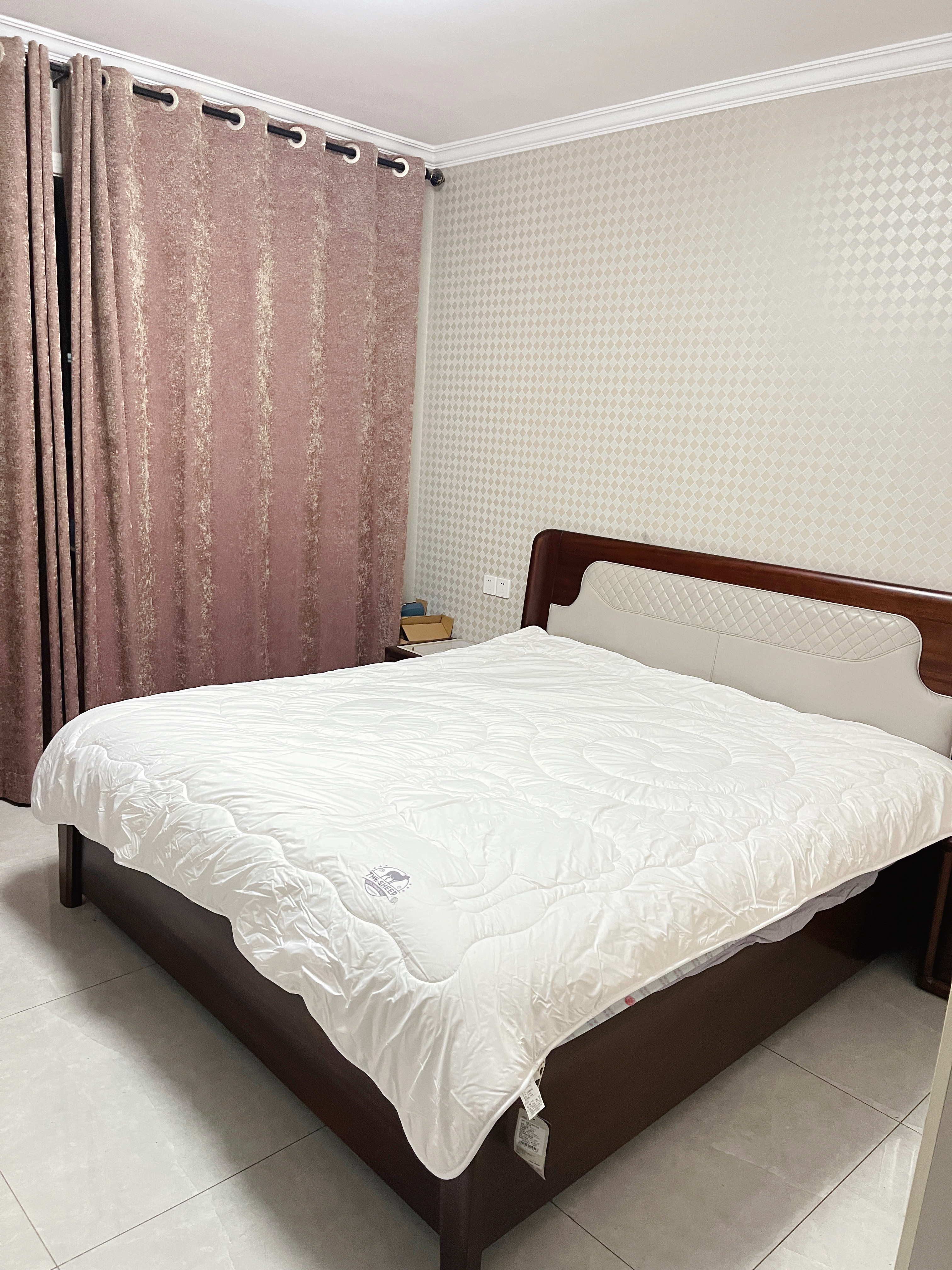 LOVO罗莱 100%澳州羊毛冬被芯子A类抗菌防螨升温5.8斤200*230cm白 实拍图