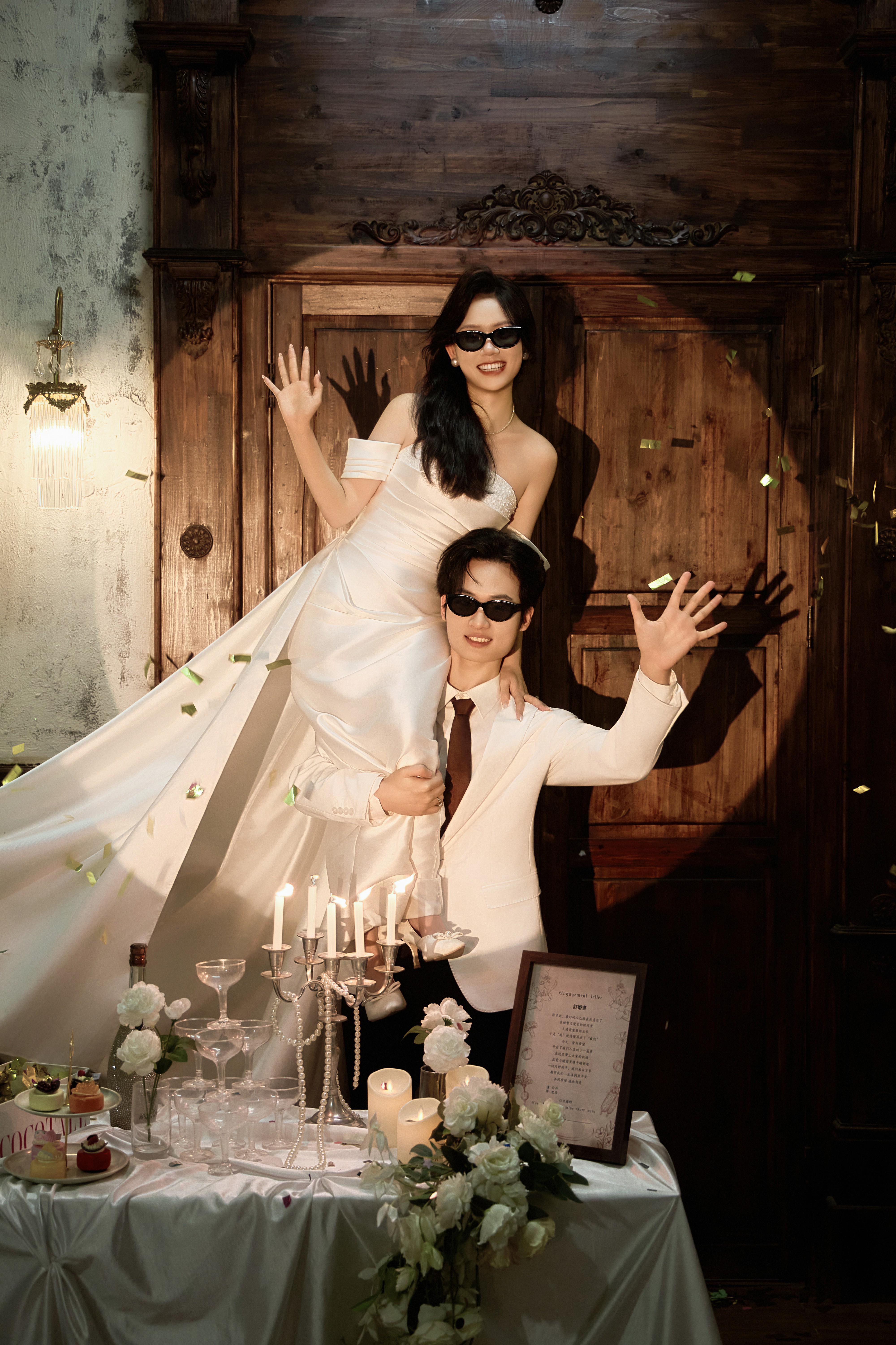 老凤祥一克拉莫桑钻戒指纯银情侣对戒求婚订婚实用纪念日生日礼物送女友 【京东八仓发货】*当/次日达-1克拉戒指*配送灯盒 实拍图
