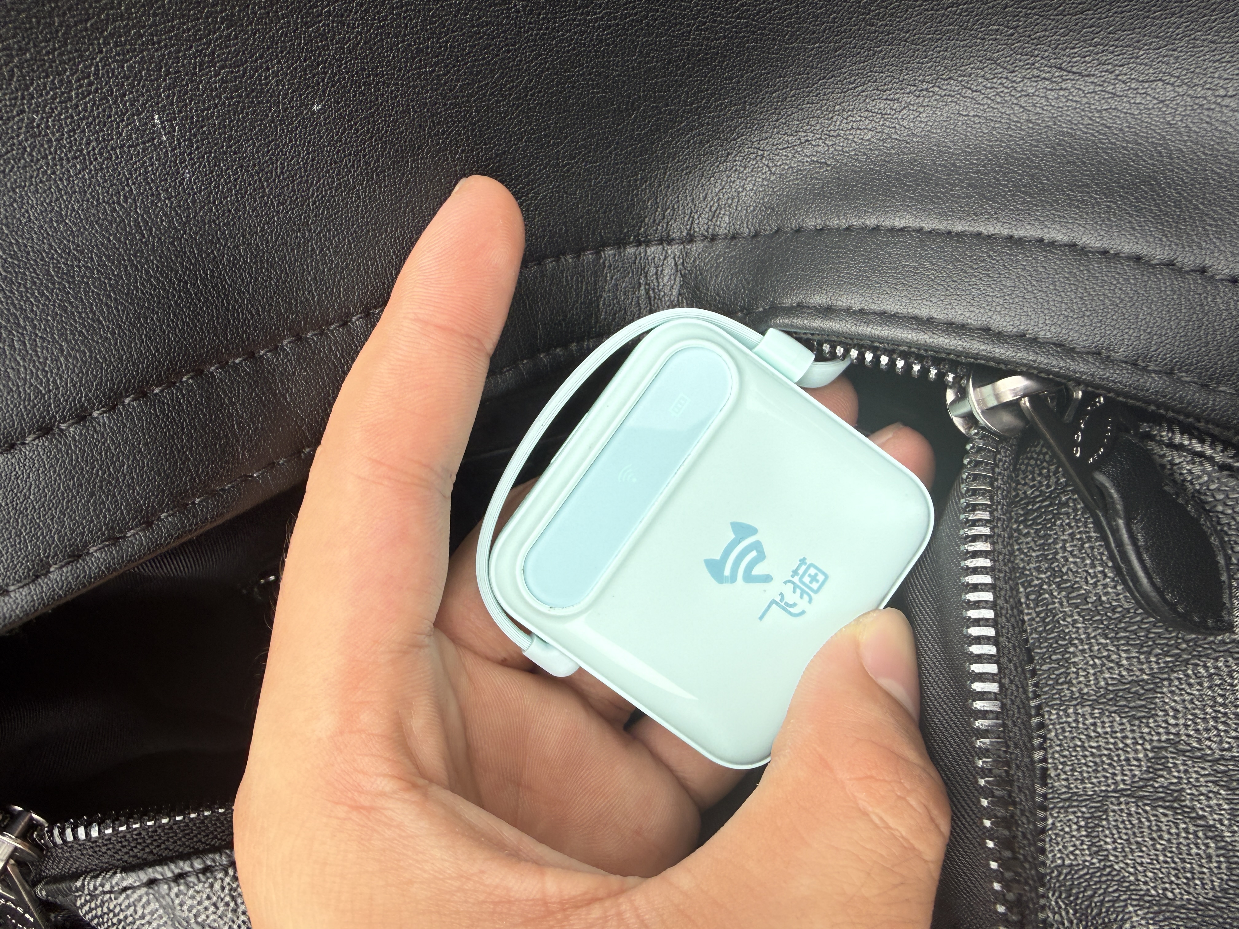 飞猫M2 随身wifi6免插卡移动wifi无线网卡便携式车载热点4g路由器无限制通用流量蓝色款 实拍图