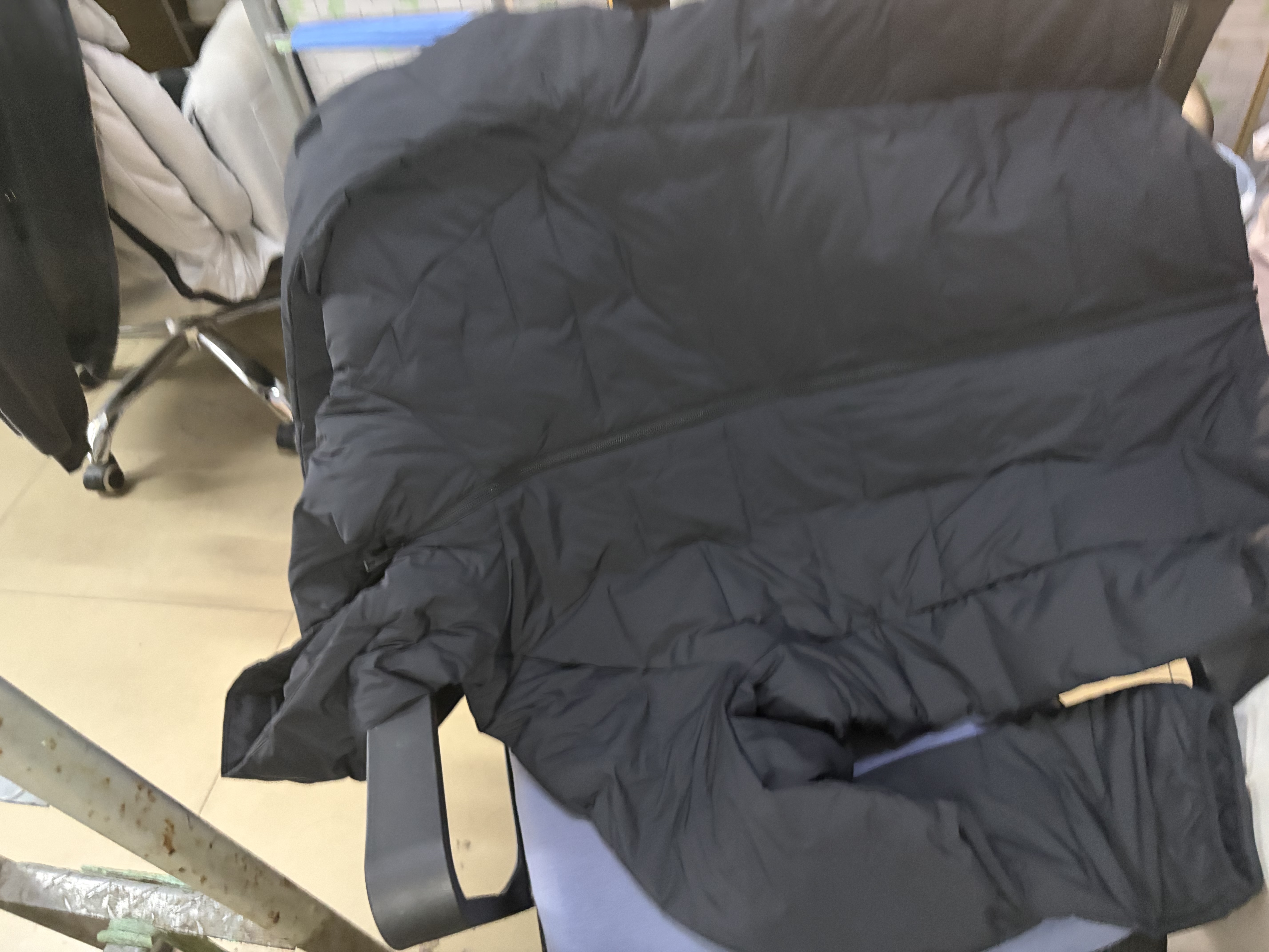 优衣库PUFFTECH空气棉服连帽外套男装女装夹克478268 478268/09黑色 M 实拍图