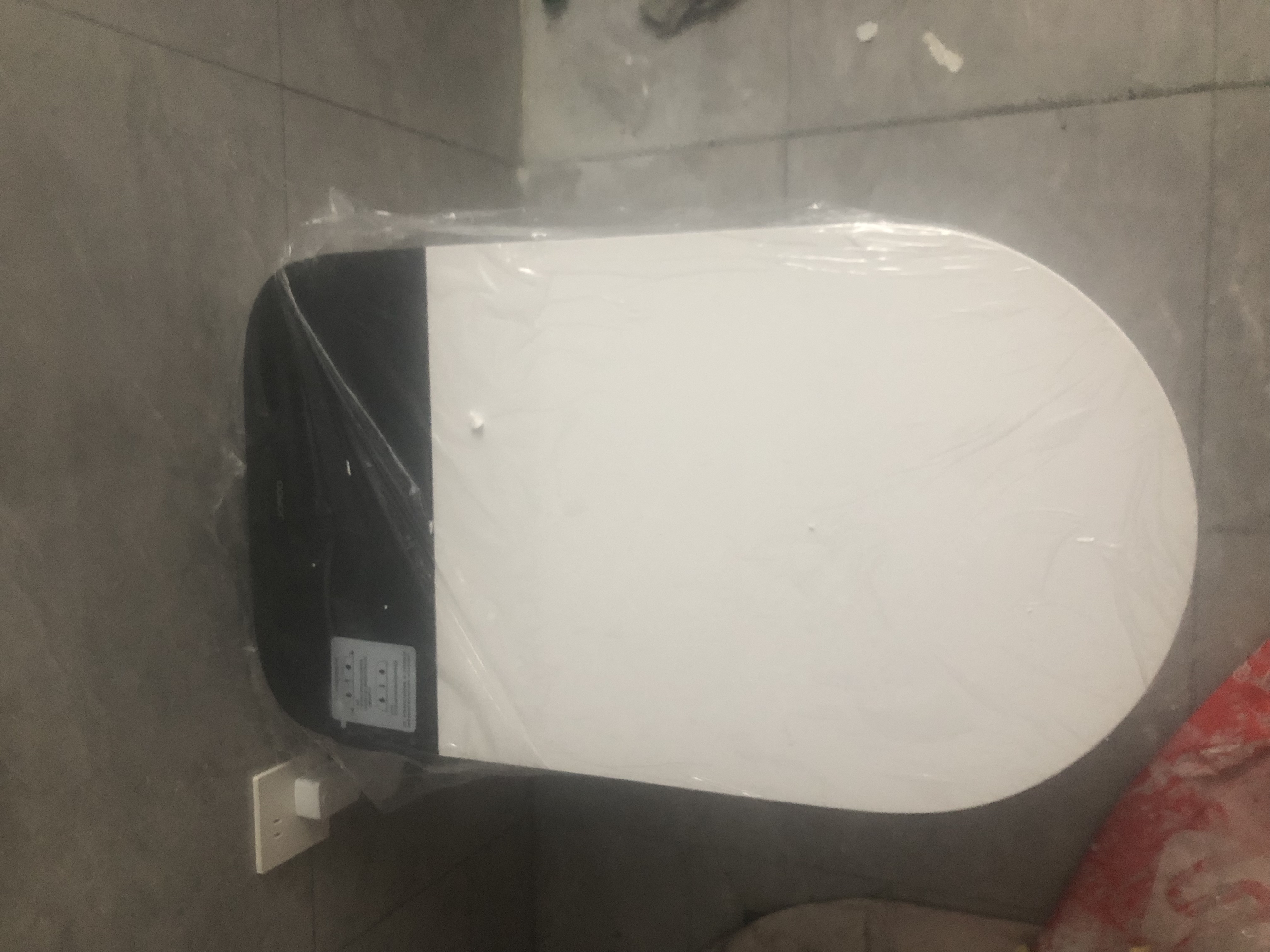 九牧（JOMOO）轻智能马桶一体机全自动冲水恒温座圈虹吸式一级水效坐便器家用 【超级爆款黑魔方】全家适用免触SQ9650 305/300mm (295-390以内选择) 实拍图