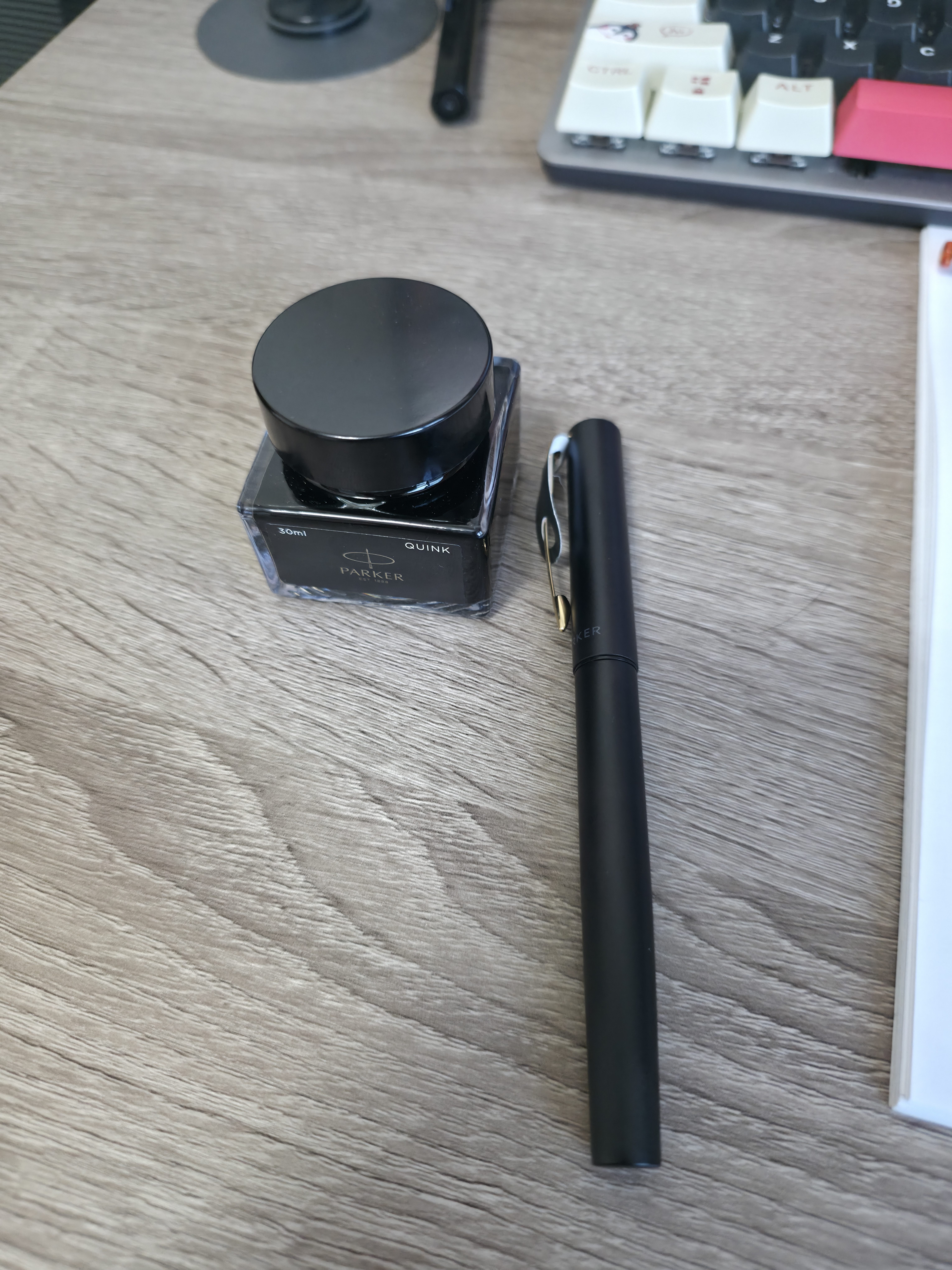 派克（PARKER）钢笔签字笔办公自用送礼威雅XL经典黑金夹墨水笔+小墨水礼盒国庆节男生女生礼物白条优惠 实拍图