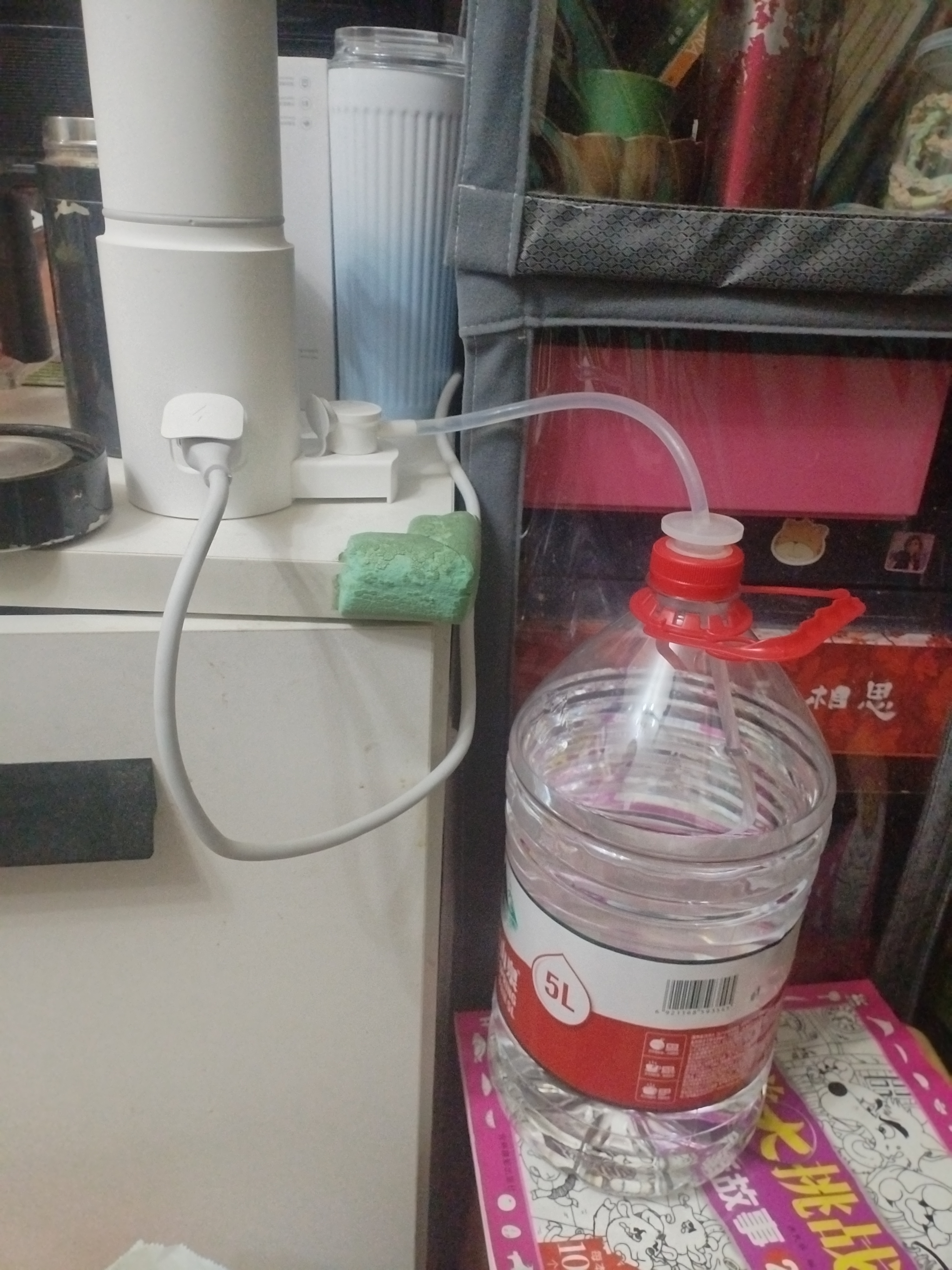 农夫山泉饮用水 饮用天然水5L*4桶 整箱装 桶装水塑膜随机包装 实拍图