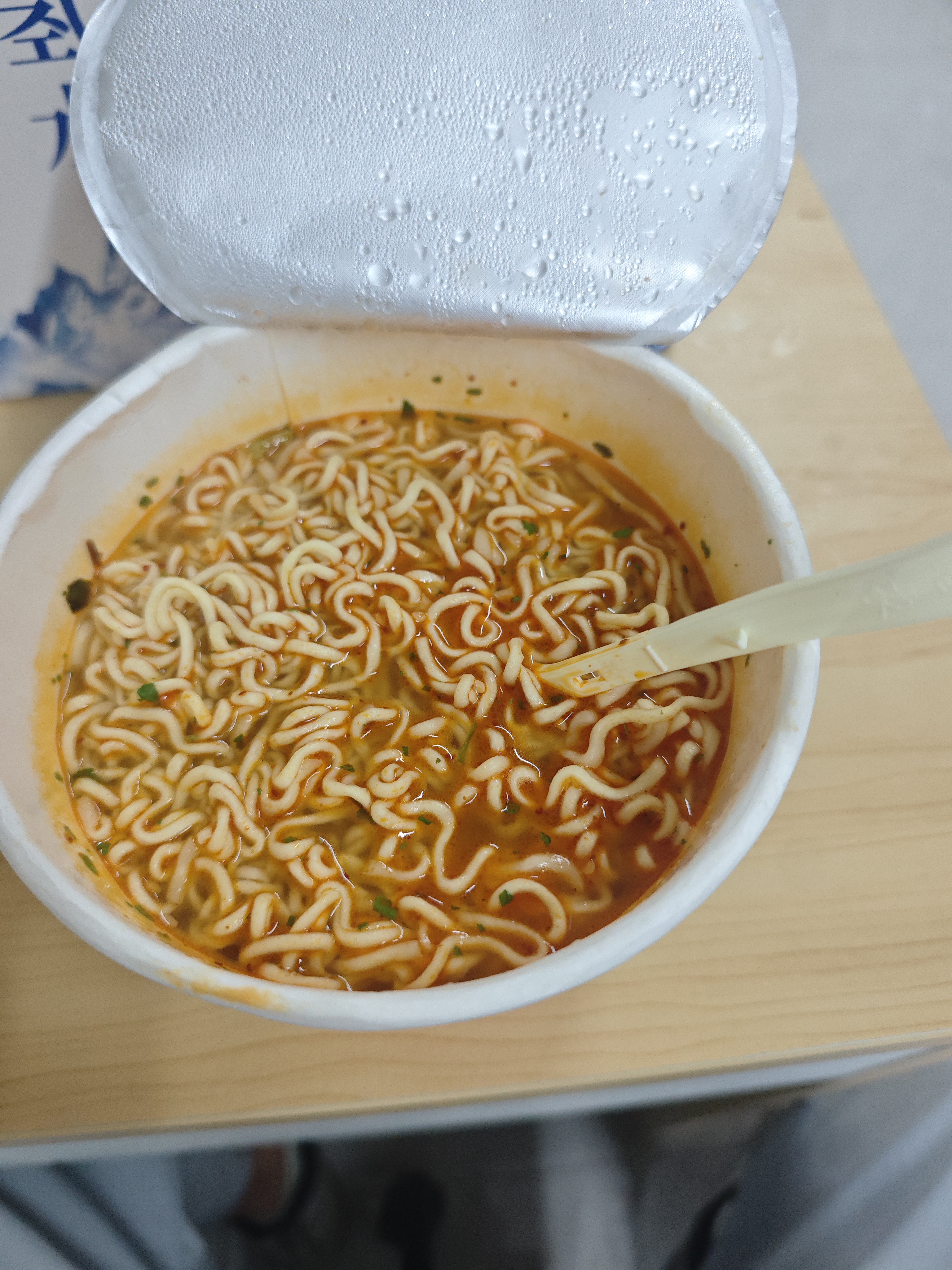 白象方便面 鲜面传川味香辣牛肉面+汤好喝老母鸡汤面2口味10包装 实拍图