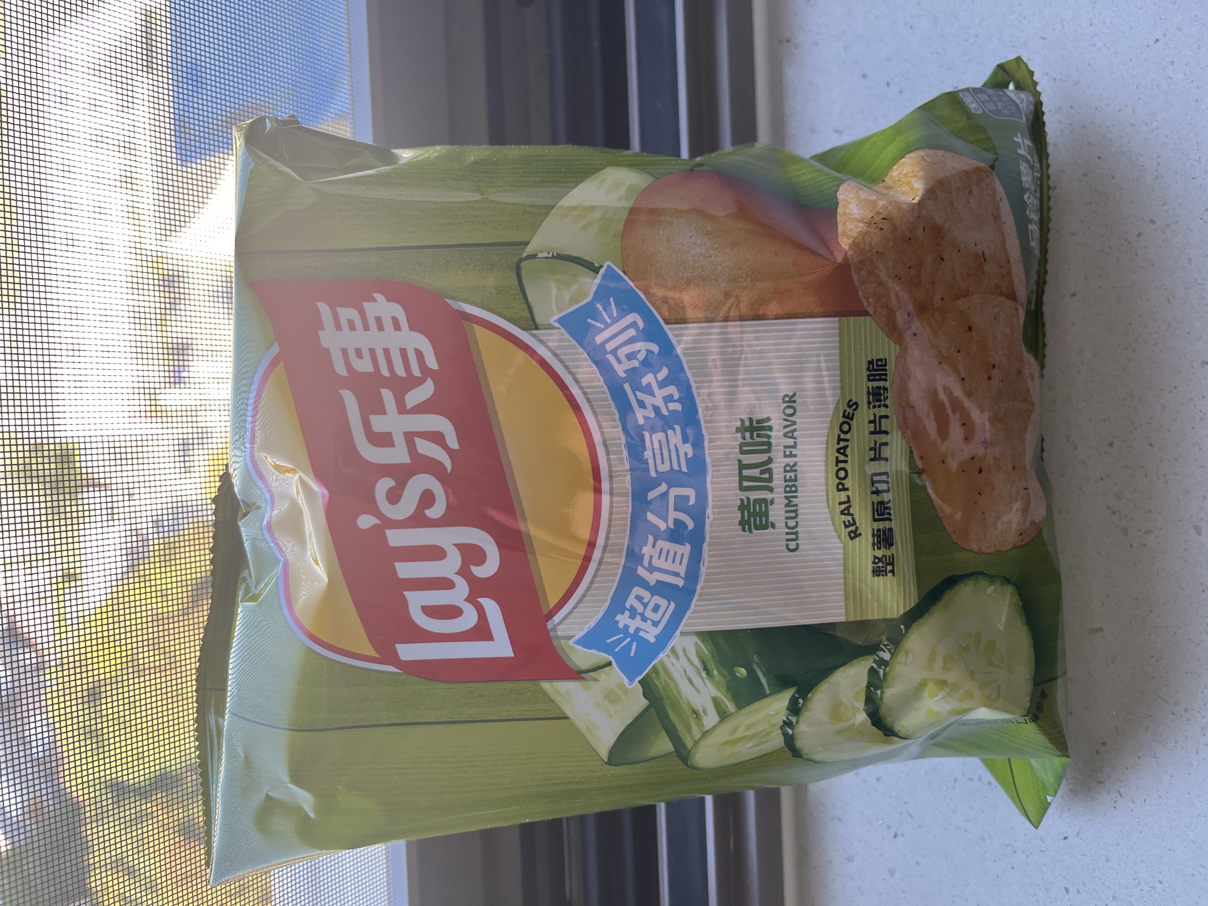 乐事（Lay's）薯片 黄瓜味 135克 休闲零食 膨化食品 实拍图