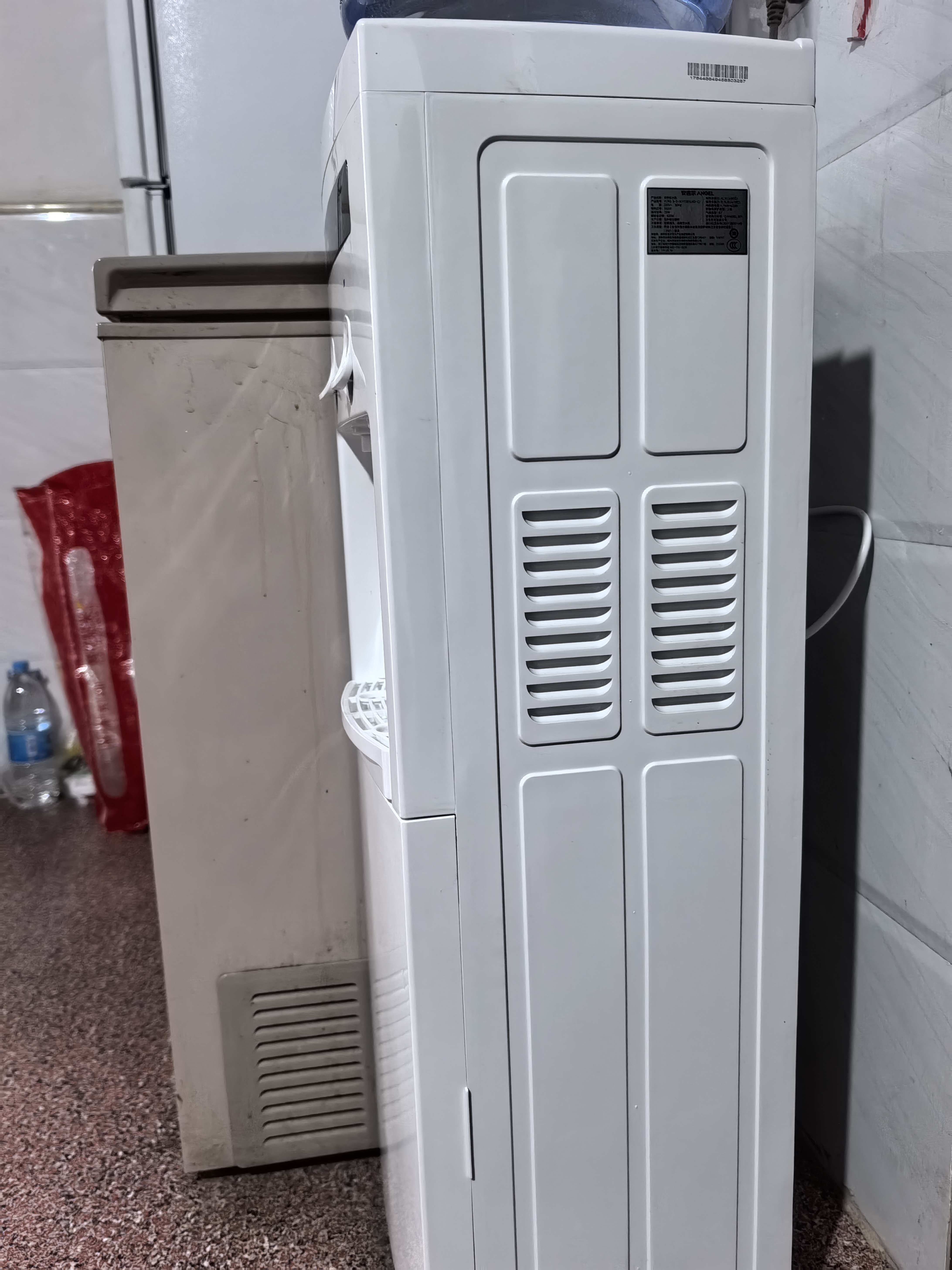 安吉尔饮水机家用制冷制热一体机上置桶装水抽水器即热式烧水一体茶吧机烧水壶Y1351LKD-C 实拍图
