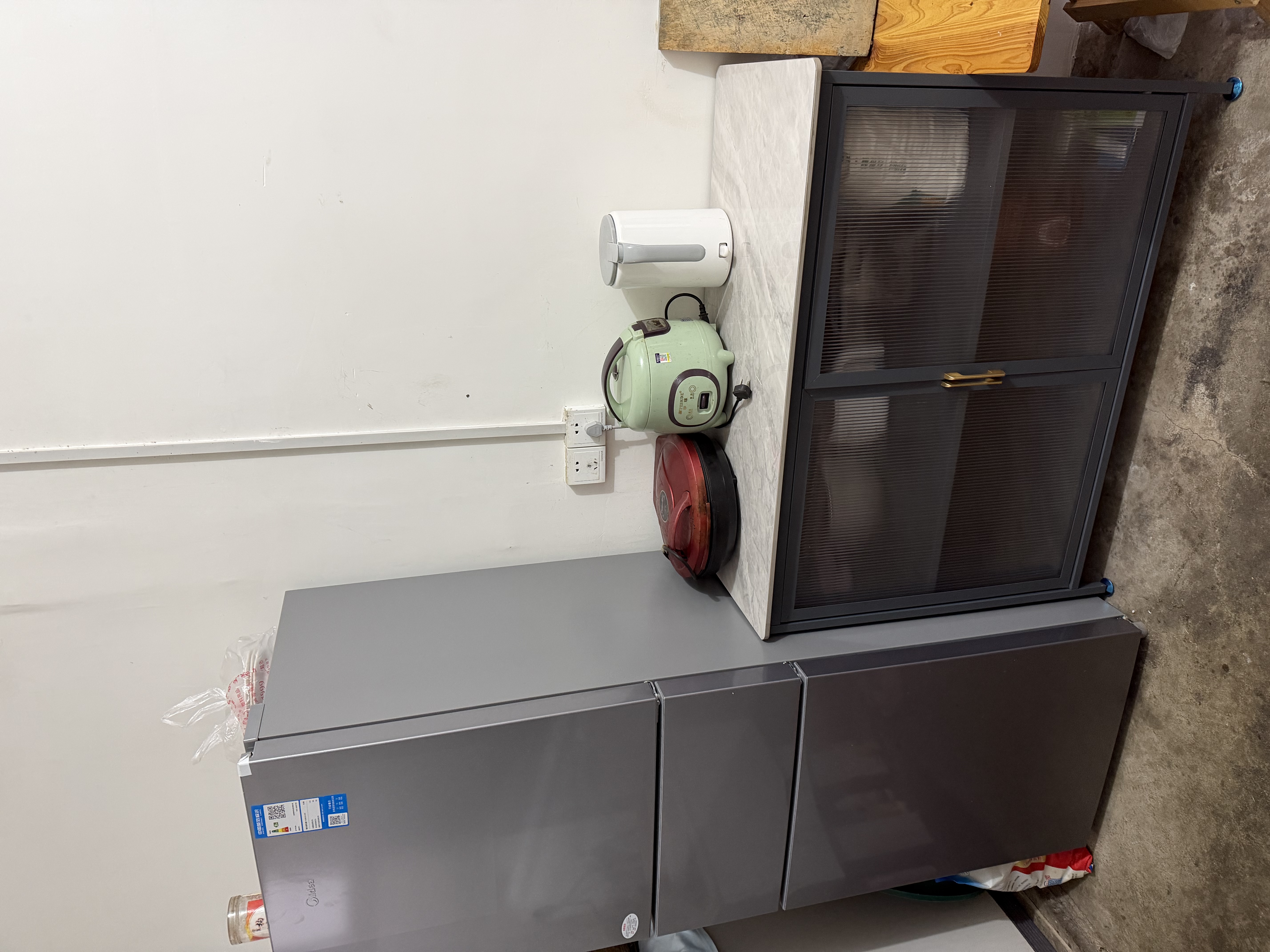 帅仕（shuaishi）厨房置物架落地岩板餐边收纳柜橱柜微波炉烤箱锅具储物架碗柜用具 【免钉安装】灰3层100长45深-可调高丨特厚强承重 实拍图