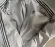 adidas通勤百搭三条纹休闲运动夹克早秋外套男女阿迪达斯三叶草 浅灰 (推荐选大一码)   M 实拍图