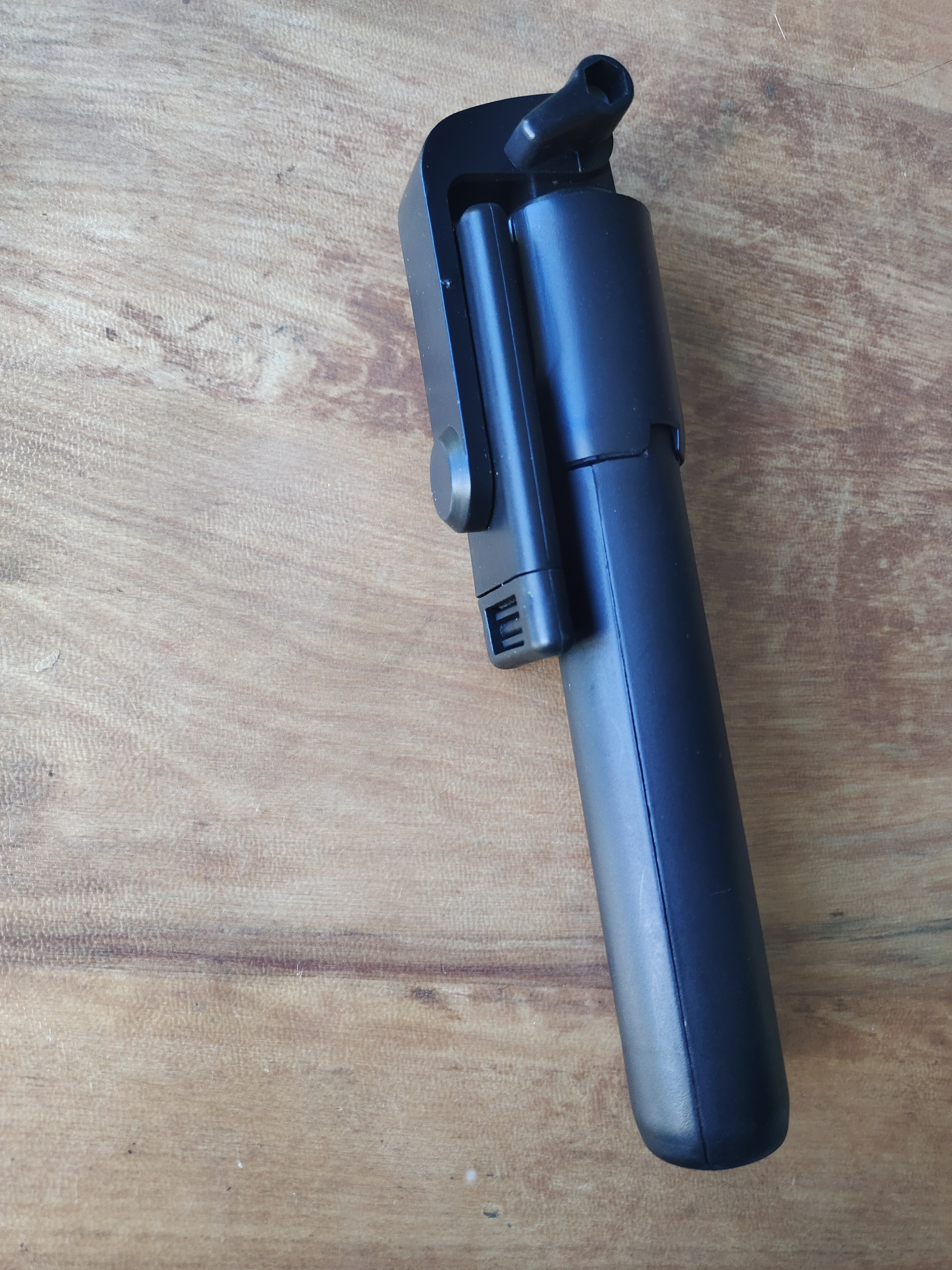 超迷你手机自拍杆蓝牙抖音直播一体式伸缩便携拍照摄影支架三脚架通用 黑色基础款不带灯 实拍图
