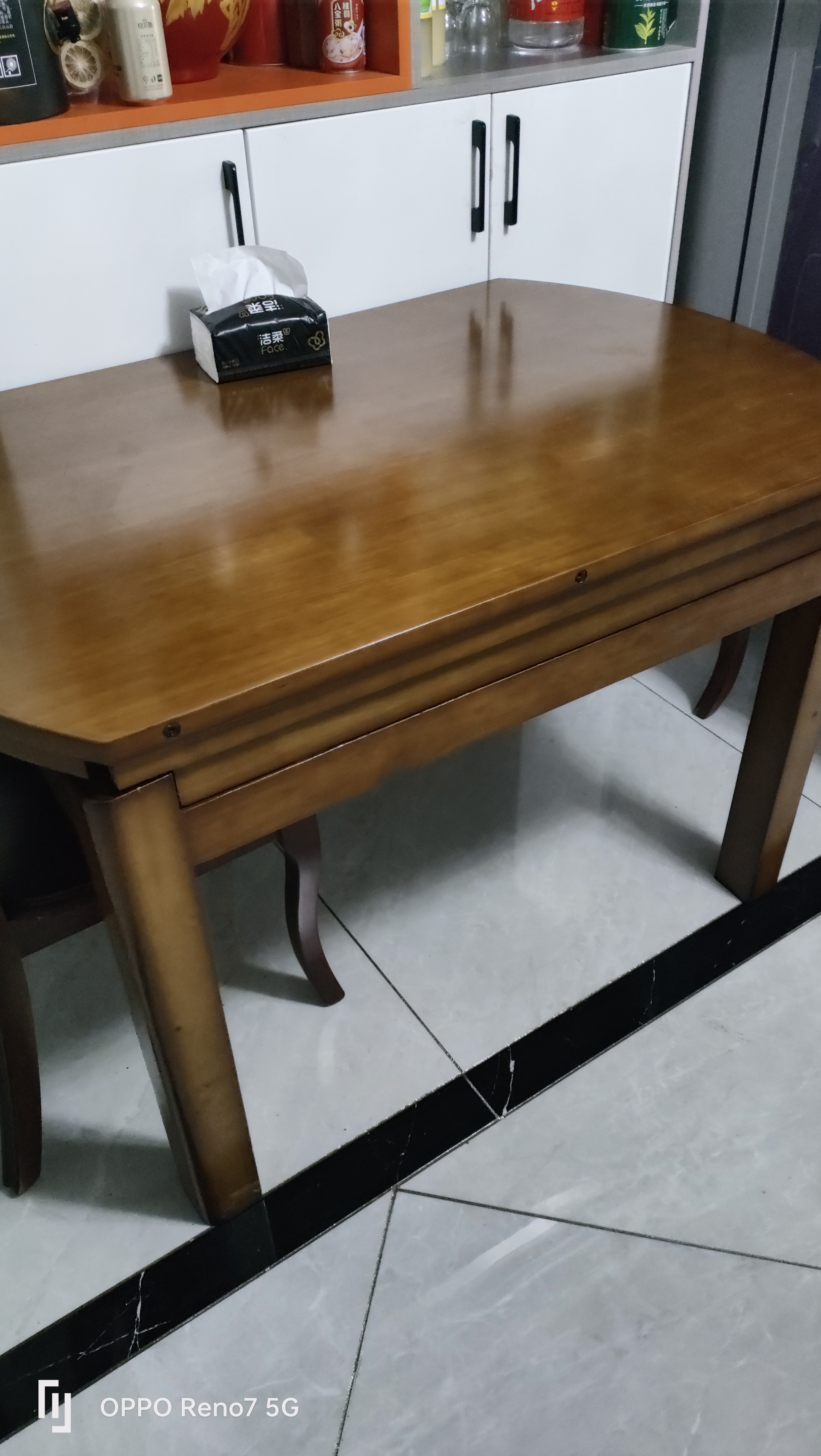 惠寻京东自有品牌 现代中式实木餐桌椅组合简约小户型可伸缩实木餐桌 胡桃色 1.2m  单餐桌 实拍图