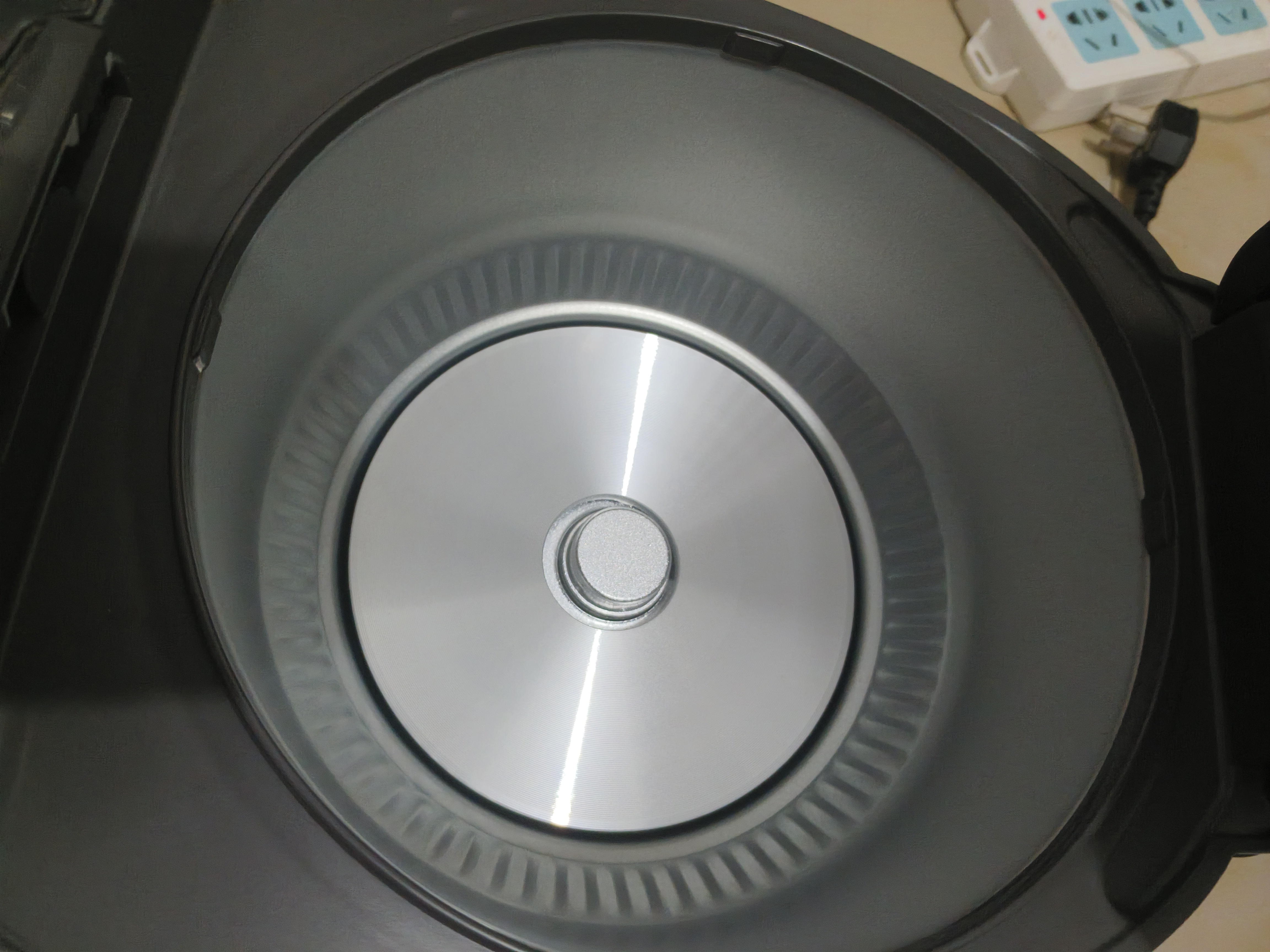 美的（Midea）智能电饭煲电饭锅2-3人家用3L智能24H预约蒸煮米饭锅MB-RA303 实拍图