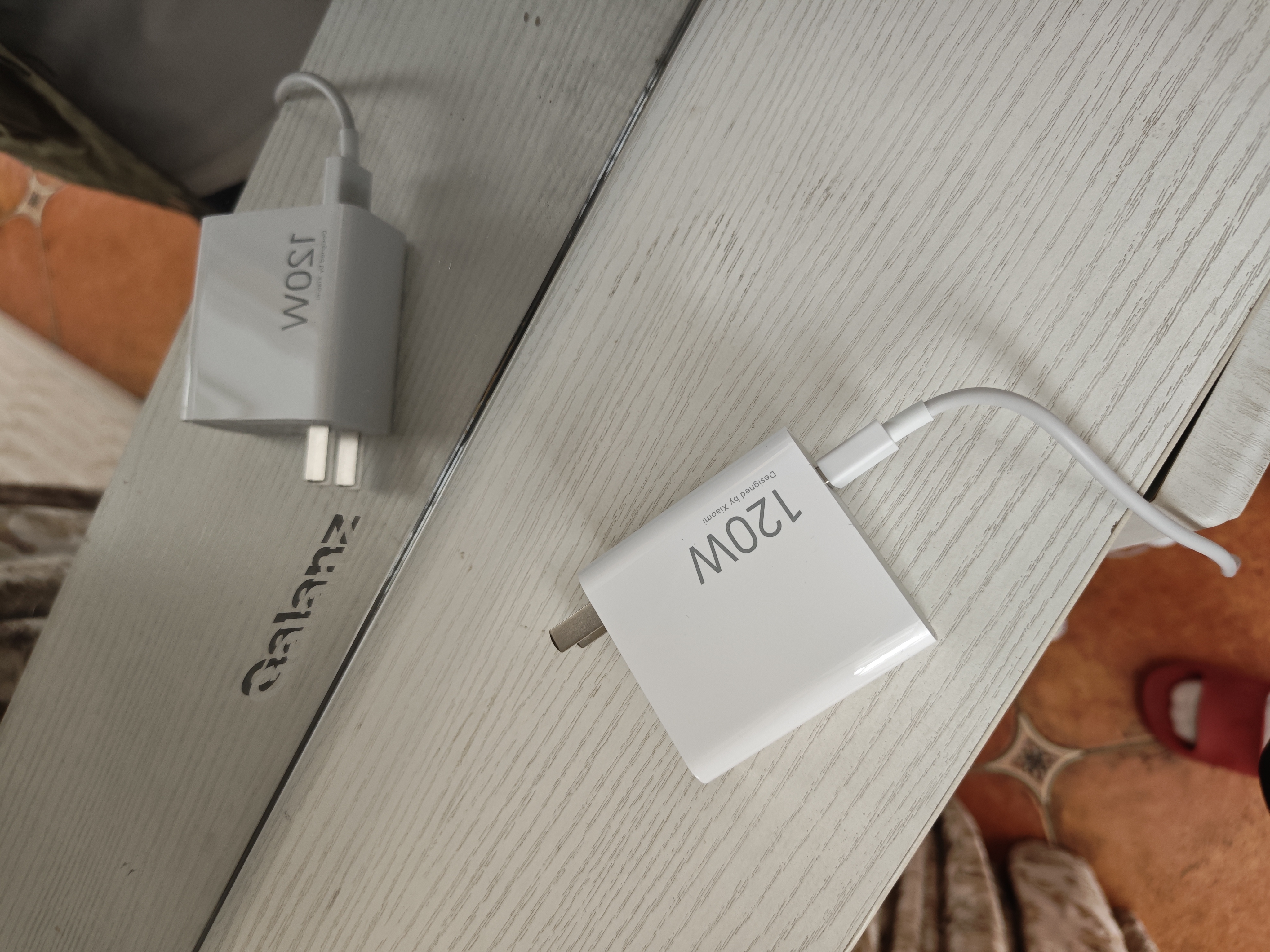 小米（MI）Xiaomi 120W GaN充电器套装（氮化镓充电器+6A快充数据线）快充便携 适用小米/手机/笔记本 实拍图