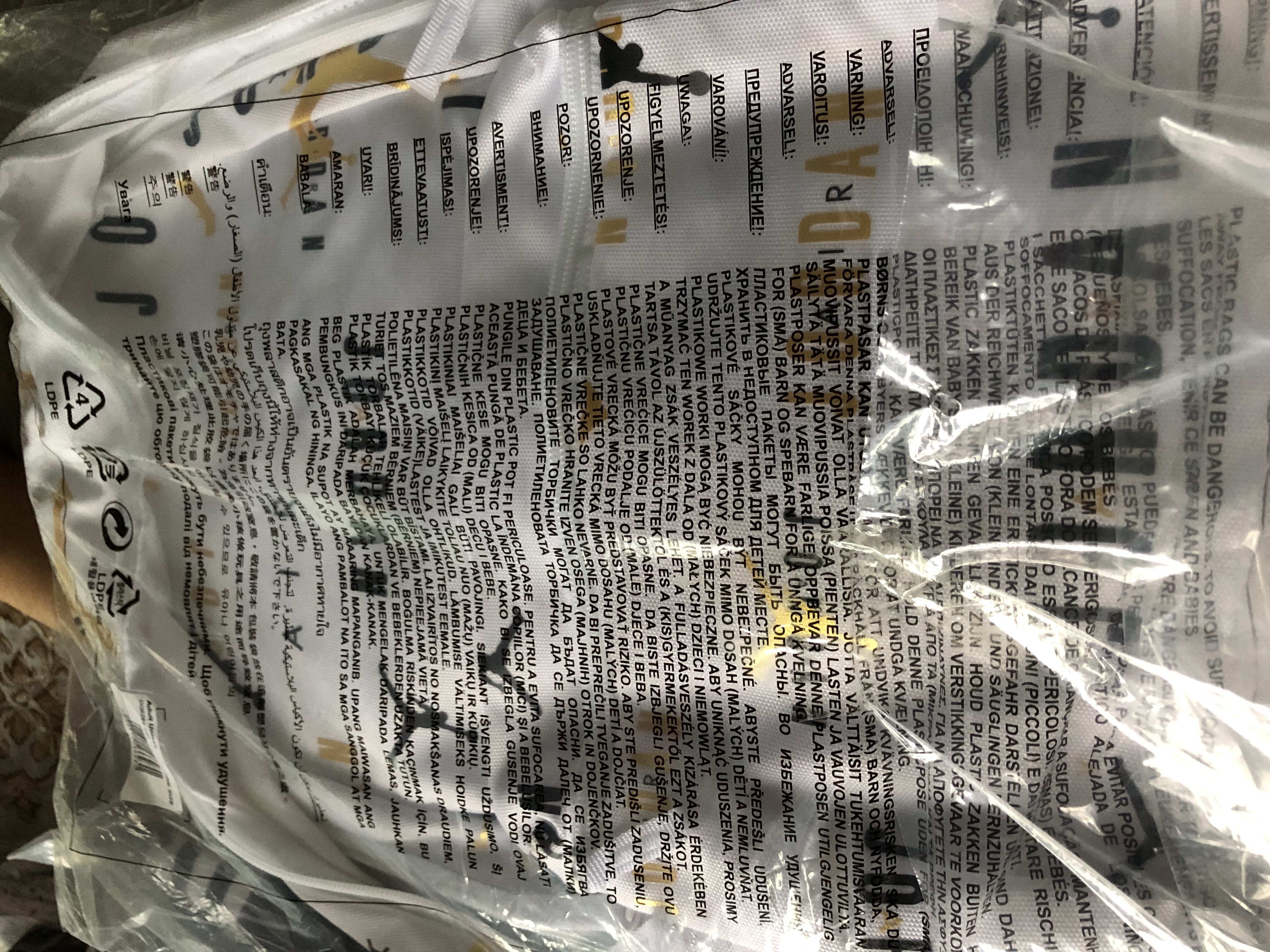 NIKE【满天星】 JORDAN 耐克AJ双肩背包大学生电脑包大容量减负书包 白色/白色/黑色【满天星】 2T/4T【33*20*12cm 约7.9L】 实拍图