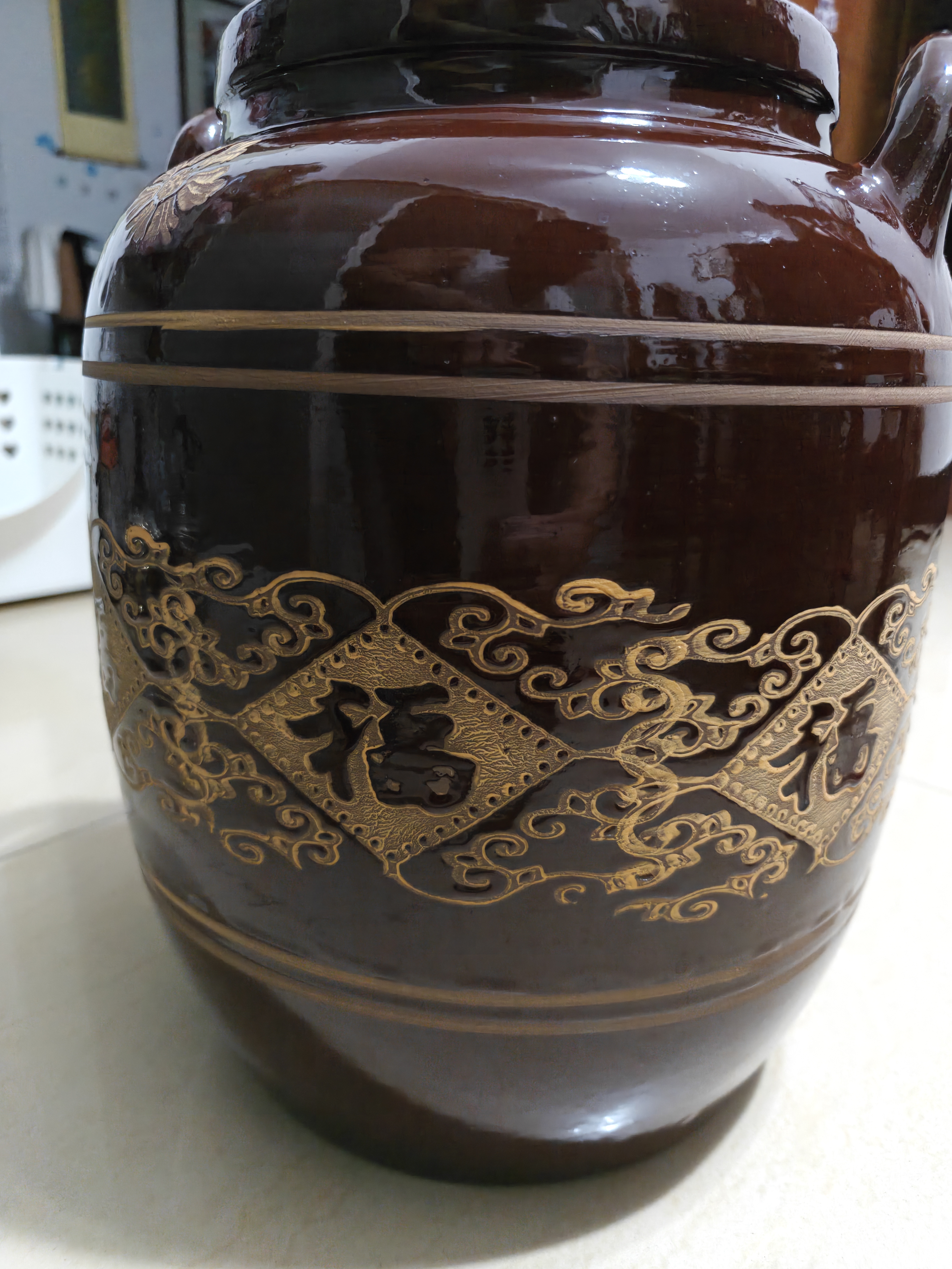 装菜籽油储存罐陶瓷酱缸家用密封猪油罐厨房专用瓦罐腌菜米面缸 提耳款 红釉30斤土陶盖 实拍图