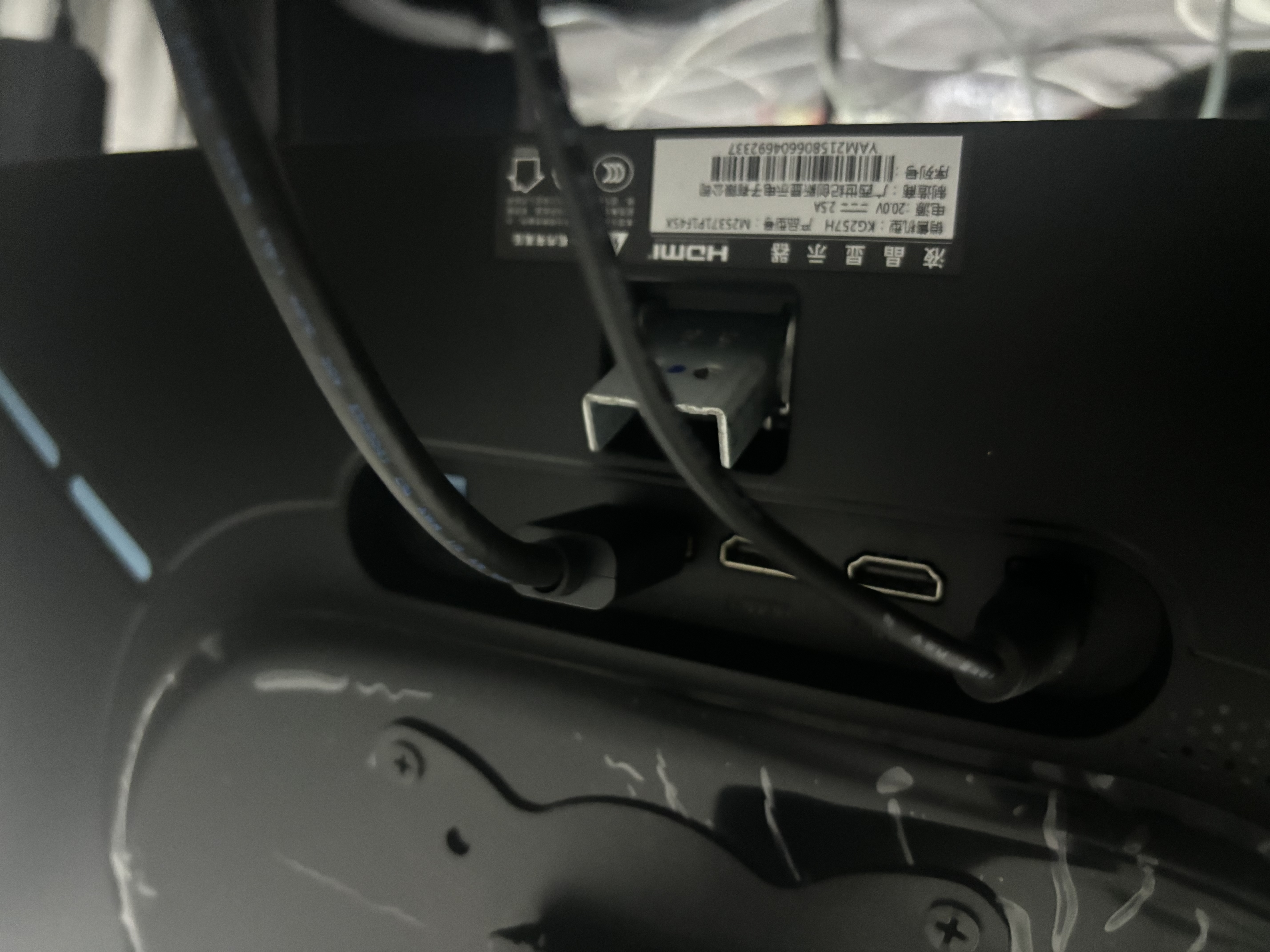 泰坦军团24.5英寸双侧入光技术 300Hz DyDs0.5ms响应 HDR500 耳机挂架 硬件低蓝光不闪屏 电竞显示器KG257H 实拍图