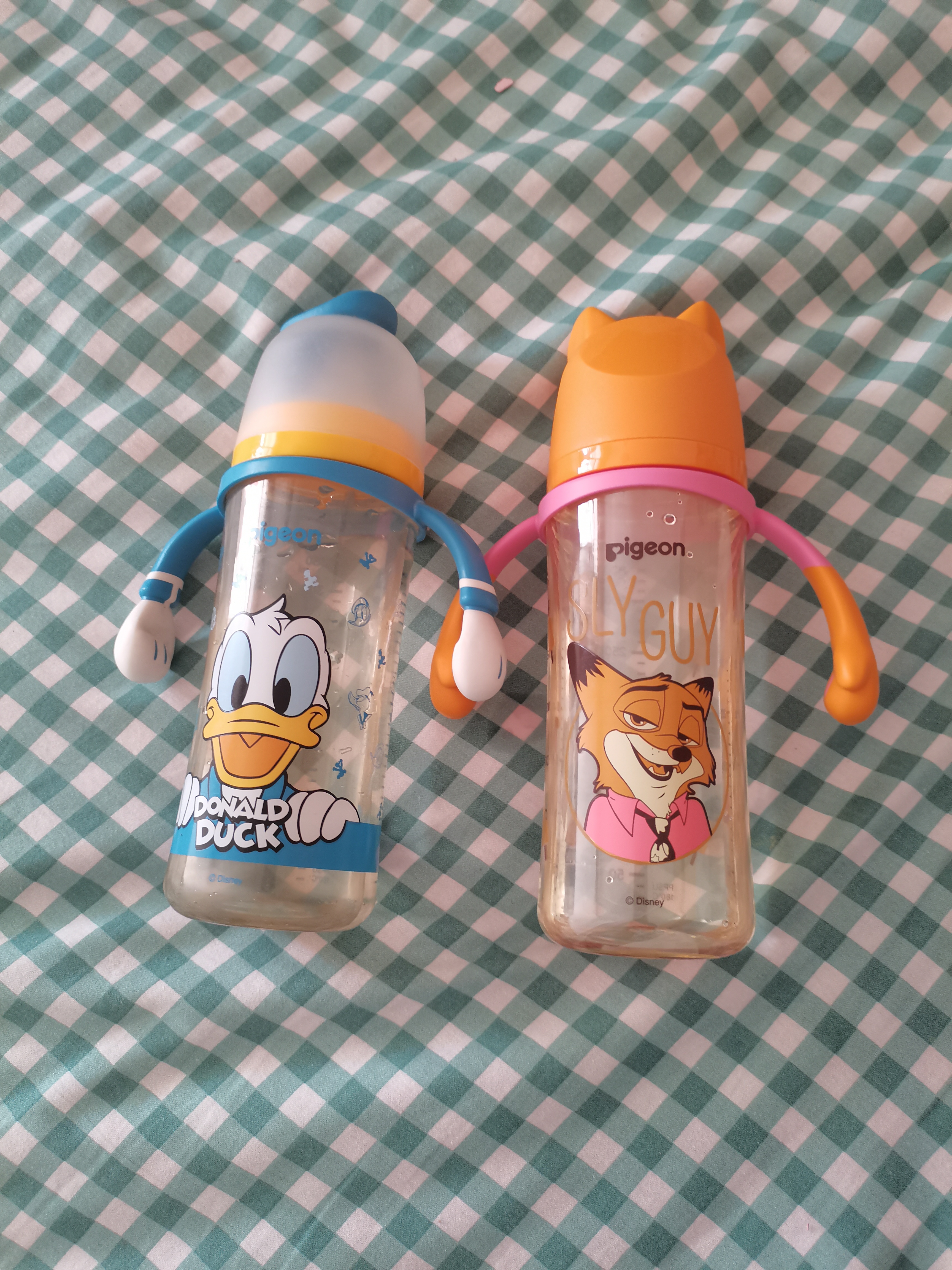 贝亲（Pigeon）迪士尼宽口径PPSU双把手彩绘奶瓶330mL L号 6月+ 街头尼克 AA275 实拍图