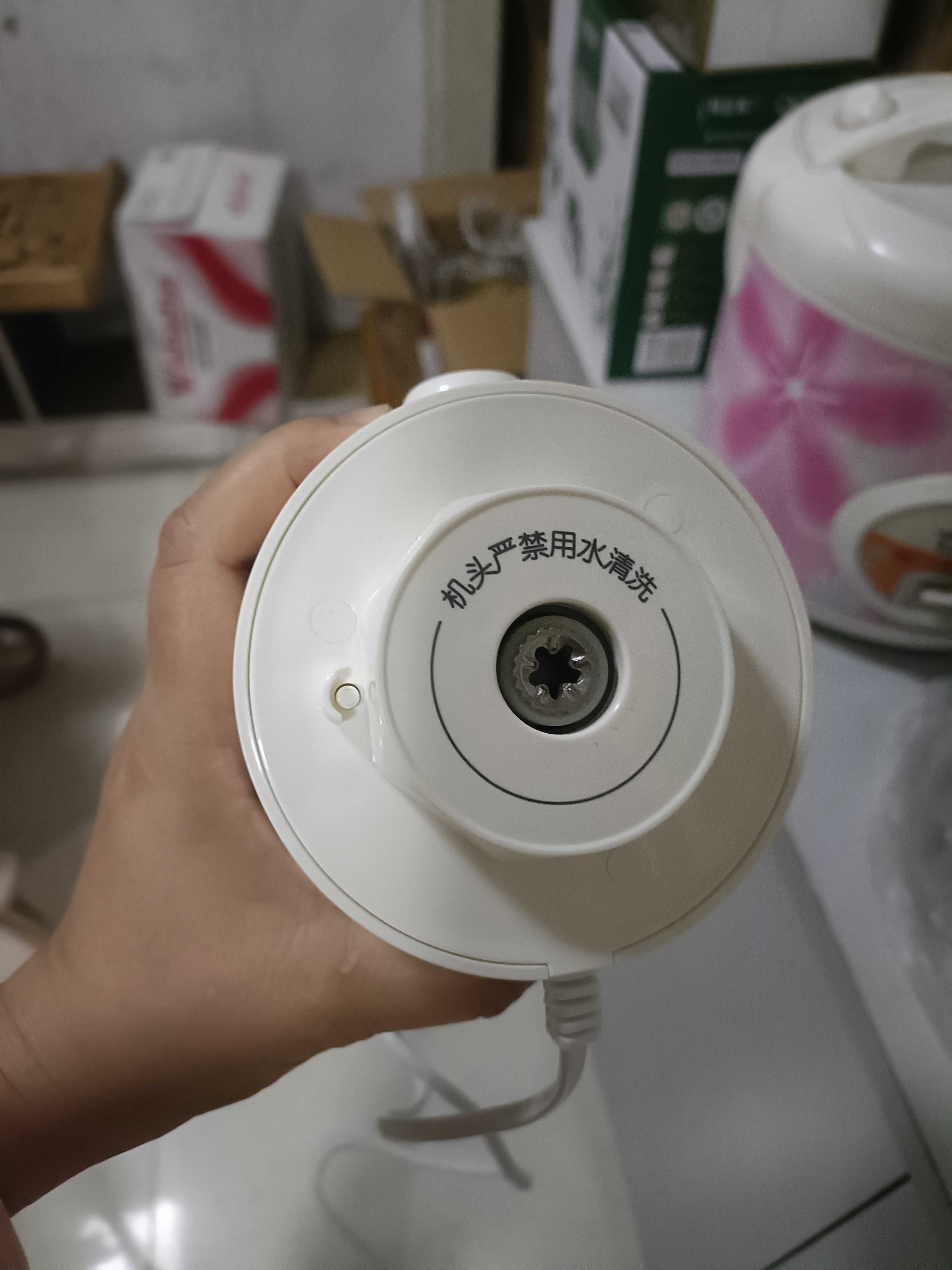 苏泊尔 辅食机婴儿打泥机小型料理机多功能研磨搅拌蒸煮料理机辅食工具 5档调节【316L全有钛钢刀】 8叶刀头 单杯单刀 实拍图
