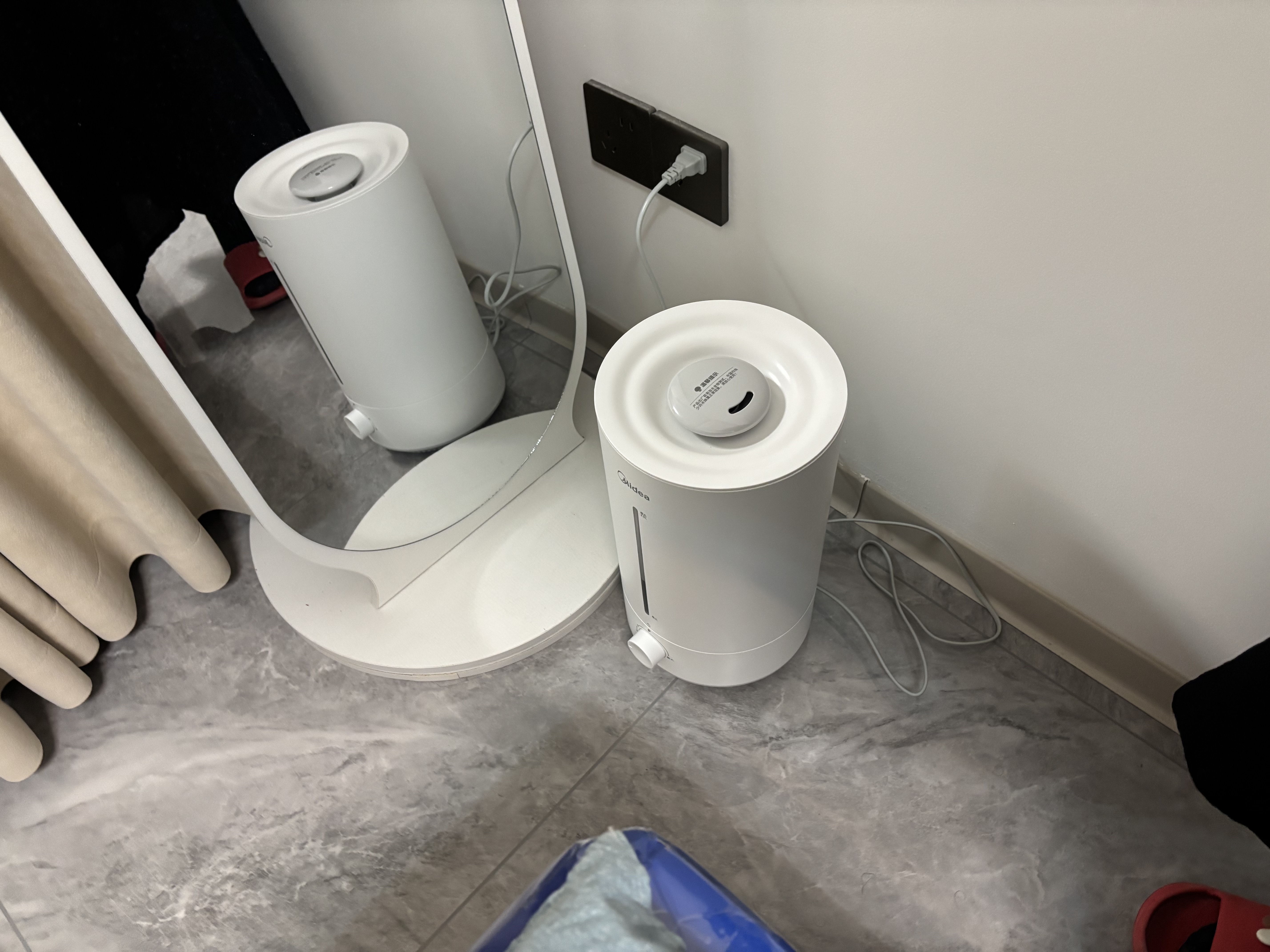 美的（Midea）【小型便携】加湿器家用卧室孕妇婴幼鼻炎静音除菌大雾量空调风扇清凉伴侣桌面生日礼物CS-3VWL 实拍图