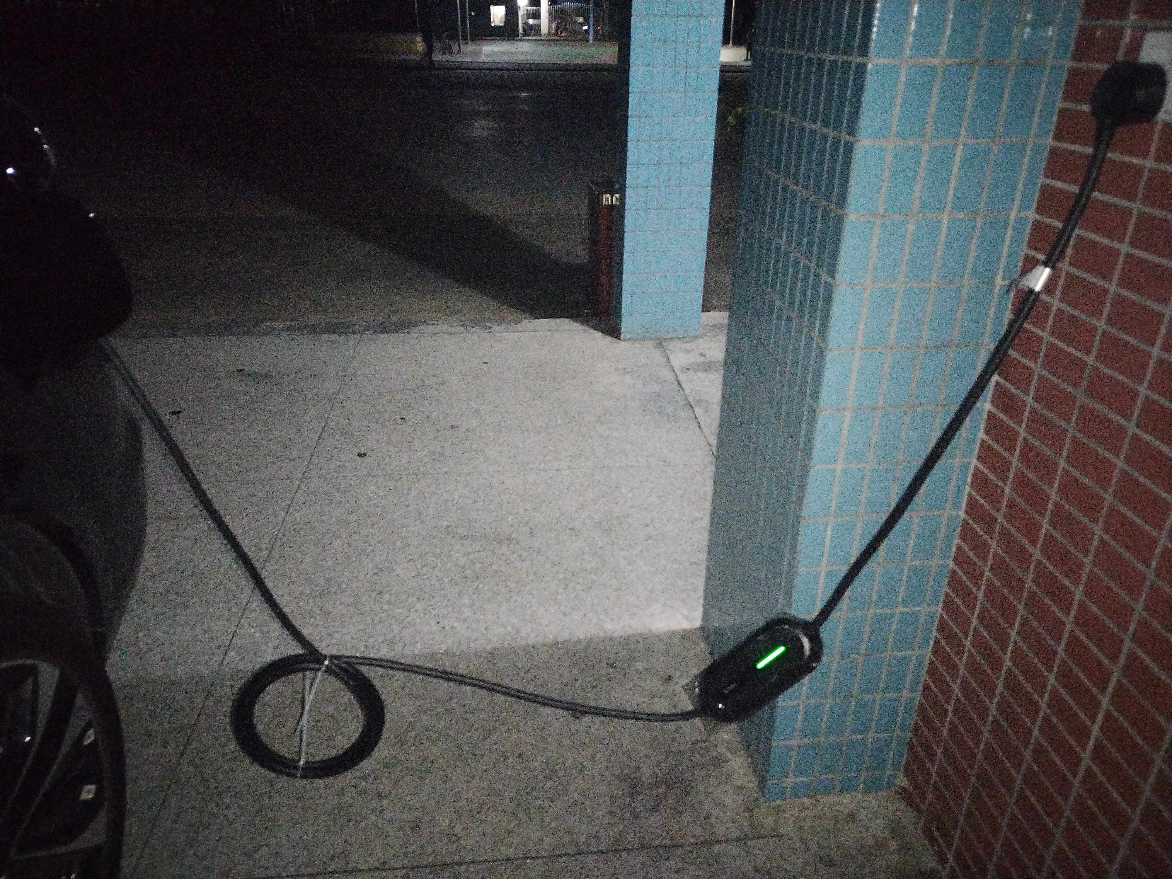 公牛随车充便携式充电枪器3.5kw家用适配于理想特斯拉大众比亚迪小米极氪问界m8小鹏星愿新能源汽车 【新国标3C认证】3.5kW舒享版-5米 实拍图