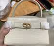 CHARLES&KEITH鳄鱼纹凯莉包手提斜挎婚包包女包生日礼物送女友CK2-50270880-1 Ivory象牙色 S 实拍图