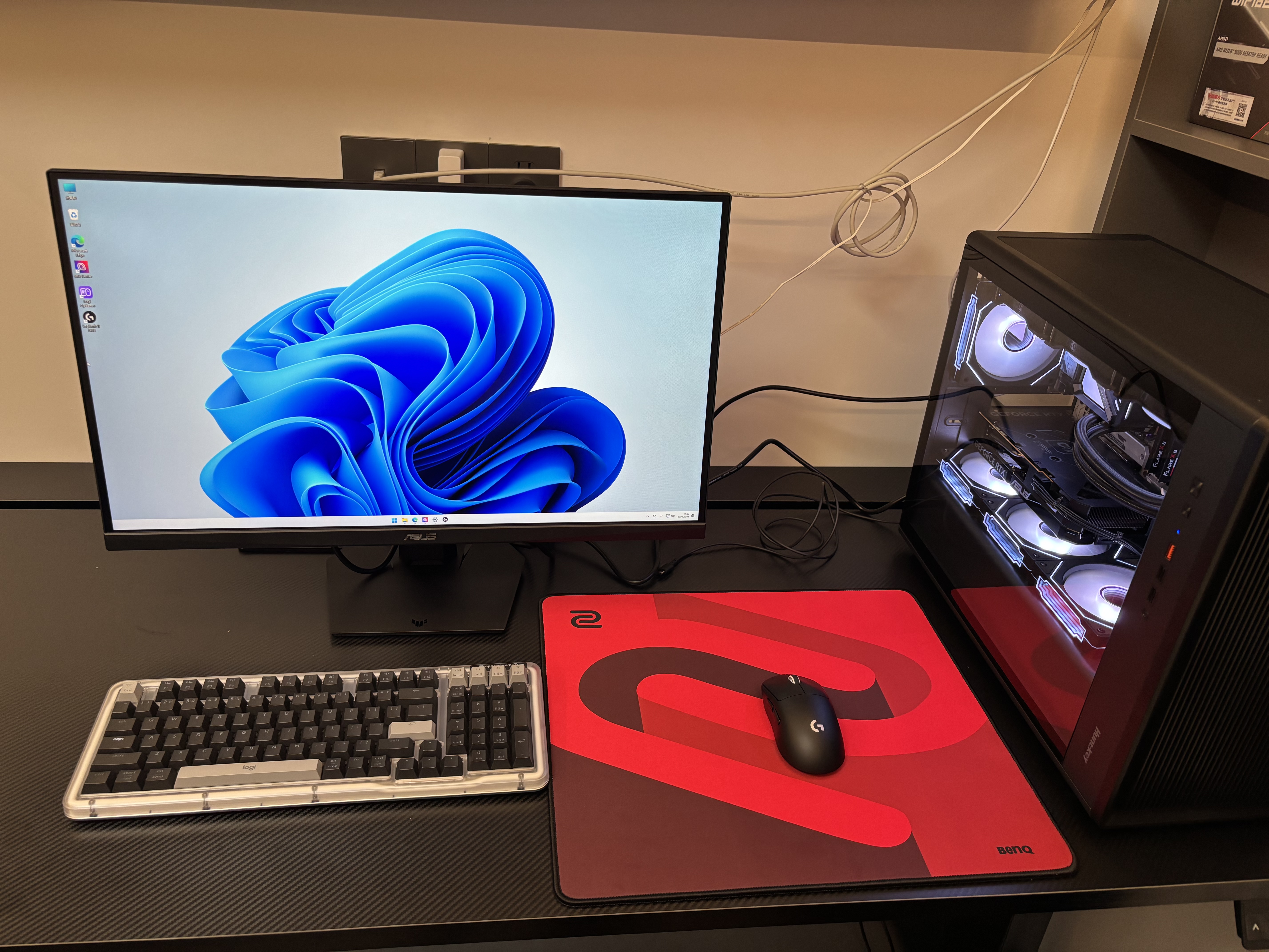 华硕VG27AQM5F 27英寸显示器2K 320Hz显示器电竞显示器FastIPS FreeSync无撕裂G-Sync 0.3ms响应HDR400 实拍图