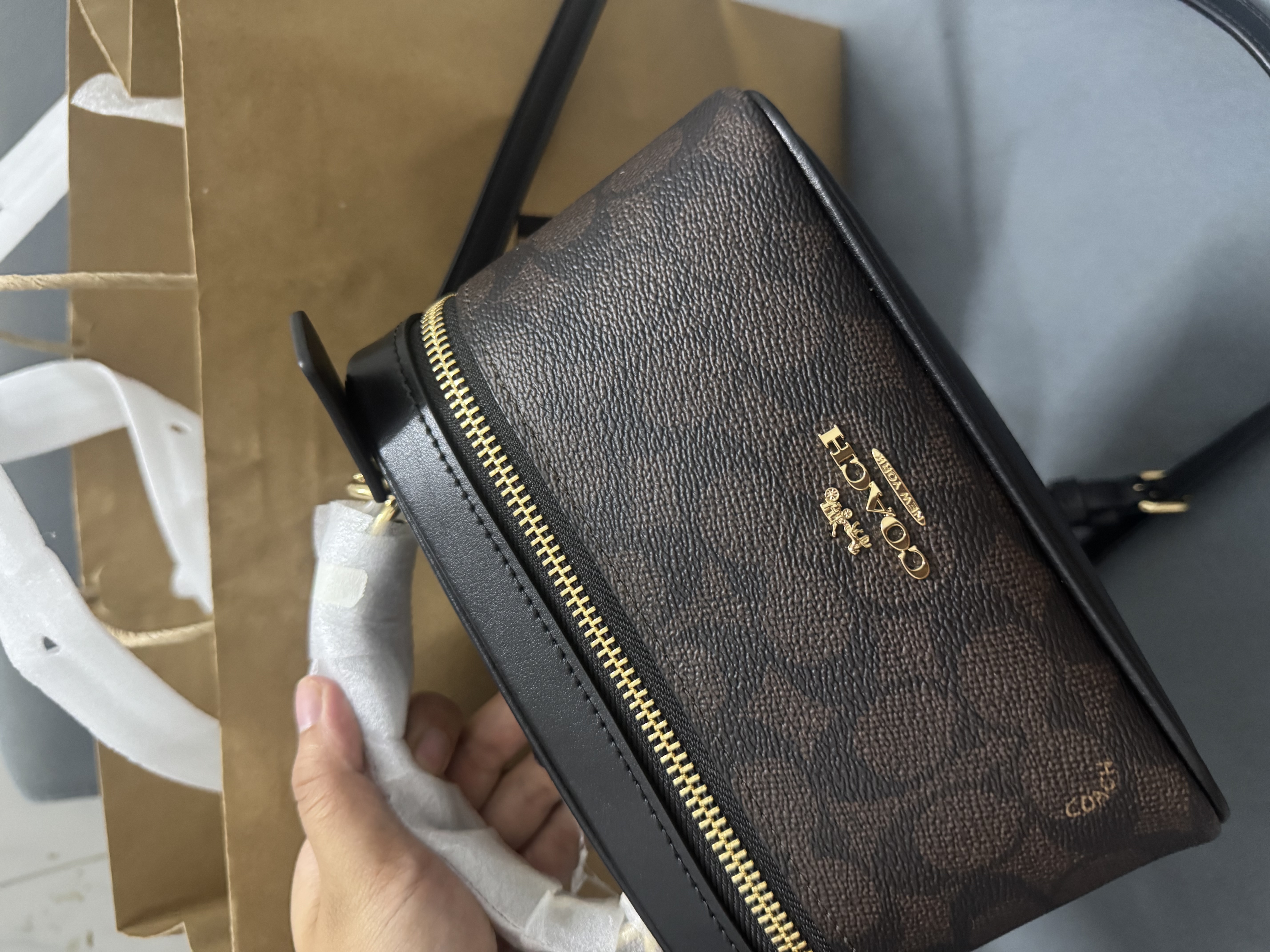 蔻驰（COACH）奥莱款女包RAINER18系列单肩手提斜挎包经典老花盒子包送女友礼物 CEO23IMXAQ胡桃木 实拍图