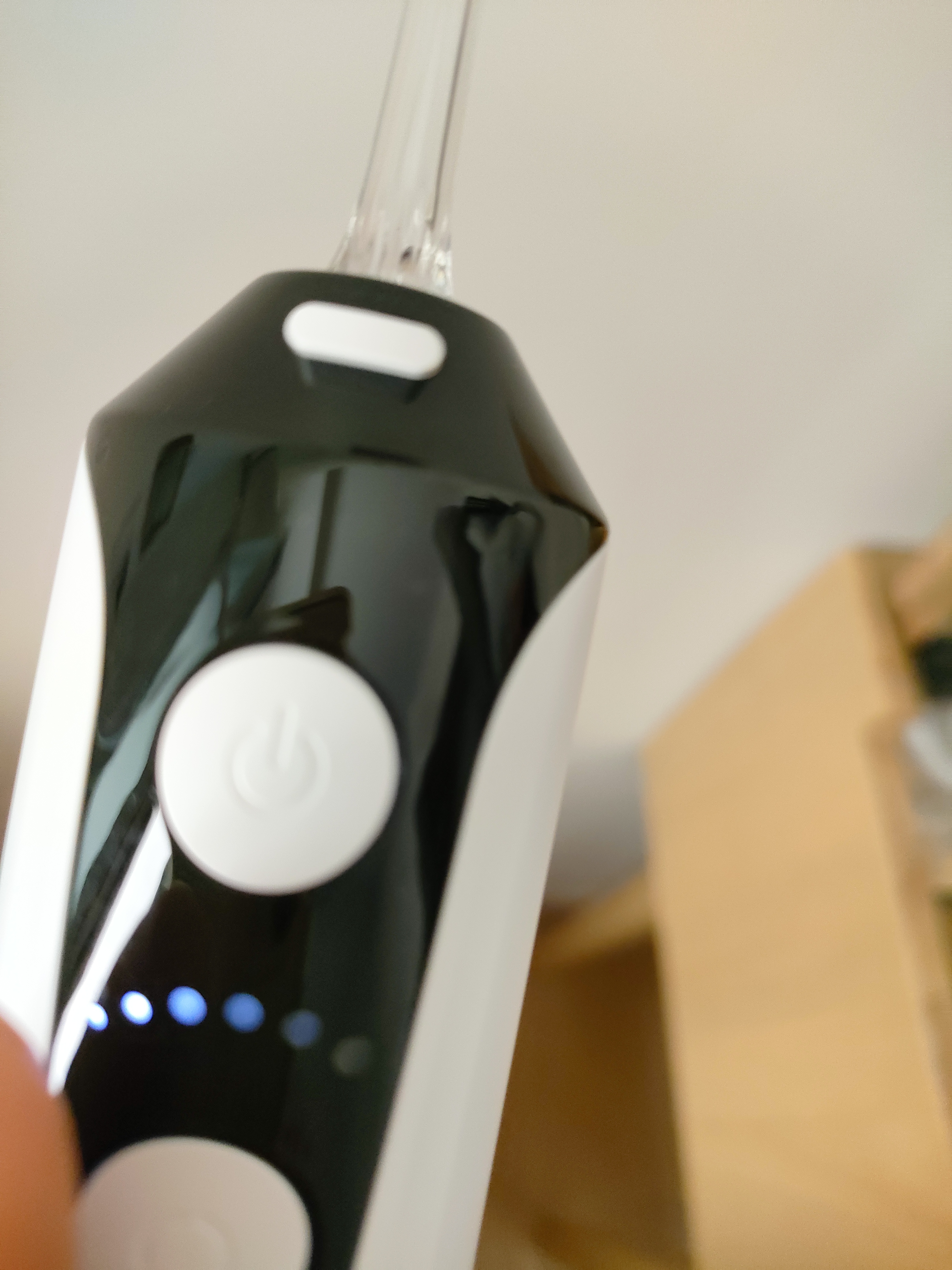 拜尔专业灭菌冲牙器手持式水牙线家用电动超声波洁牙礼物正畸专用清洁洗牙神器M4Pro 实拍图