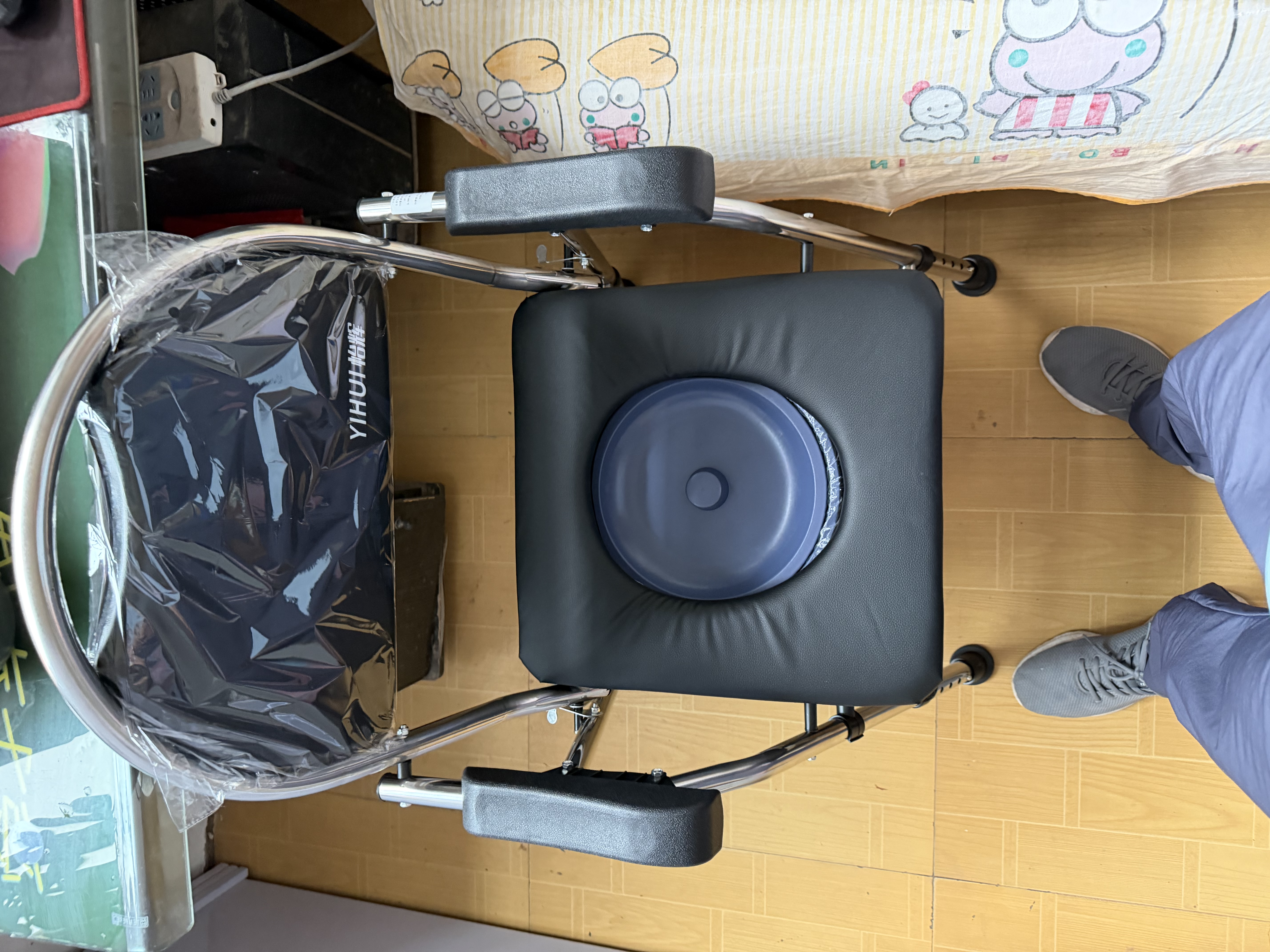 怡辉（YIHUI）坐便椅老年人坐便座椅坐便器家用结实大便专用椅子移动坐便式马桶 实拍图