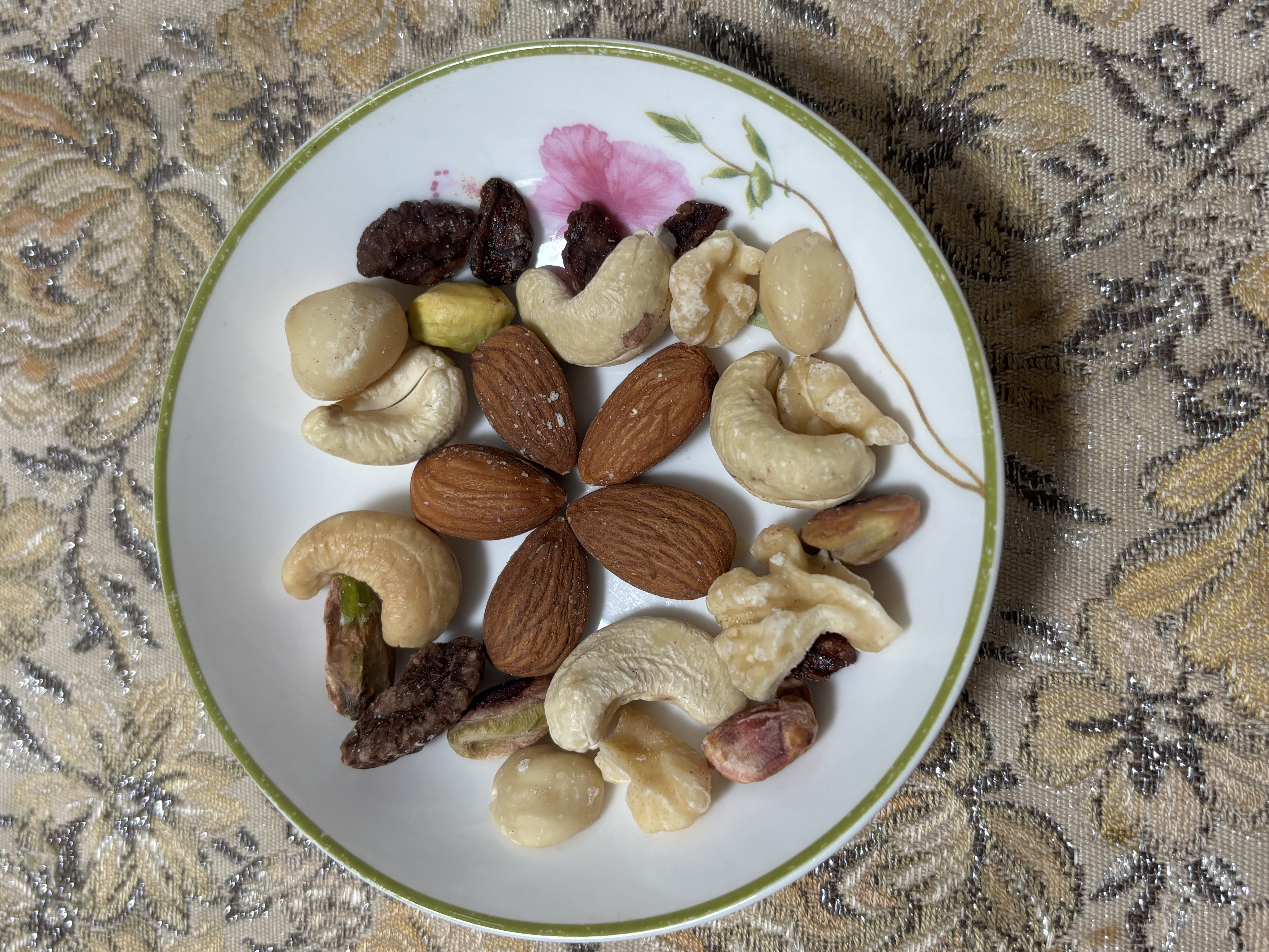 三只松鼠每日坚果孕妇健康混合干果果仁零食礼盒休闲食品节日送礼坚果礼盒 【高端甄选】铂萃每日坚果750g 实拍图