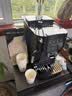 德龙（Delonghi）全自动咖啡机家用意式一体机15Bar泵压美式现磨手动打奶泡13档研磨豆粉S2升级版ECAM220.22.BG 操作简便 一键萃取咖啡 1.8L大水箱 自动清洗 实拍图