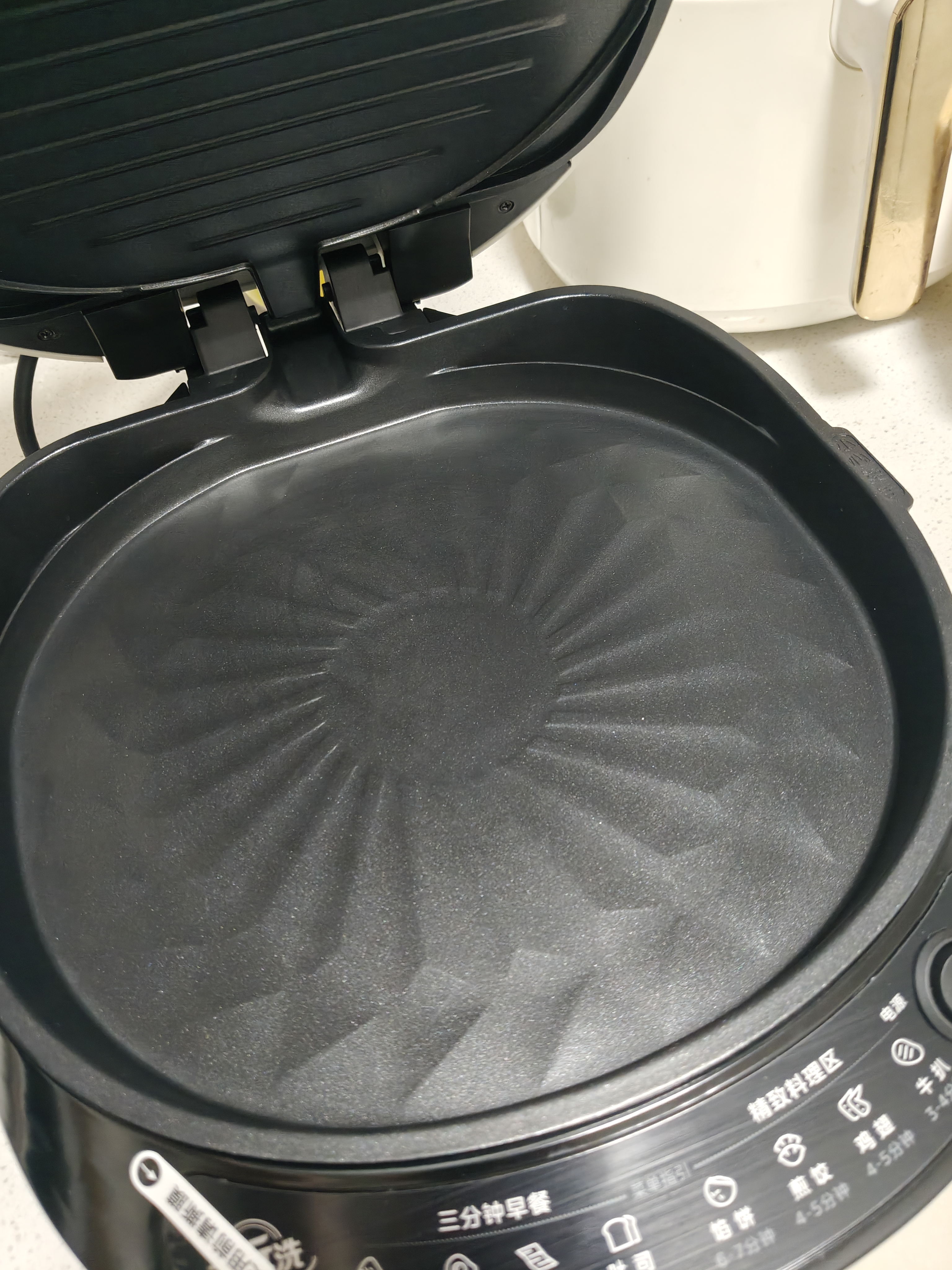 美的（Midea）电饼铛家庭用双面加热上下盘可拆洗煎饼铛煎烤机烙饼锅早餐机加深烤盘大火力大尺寸电饼档JKC3078 实拍图