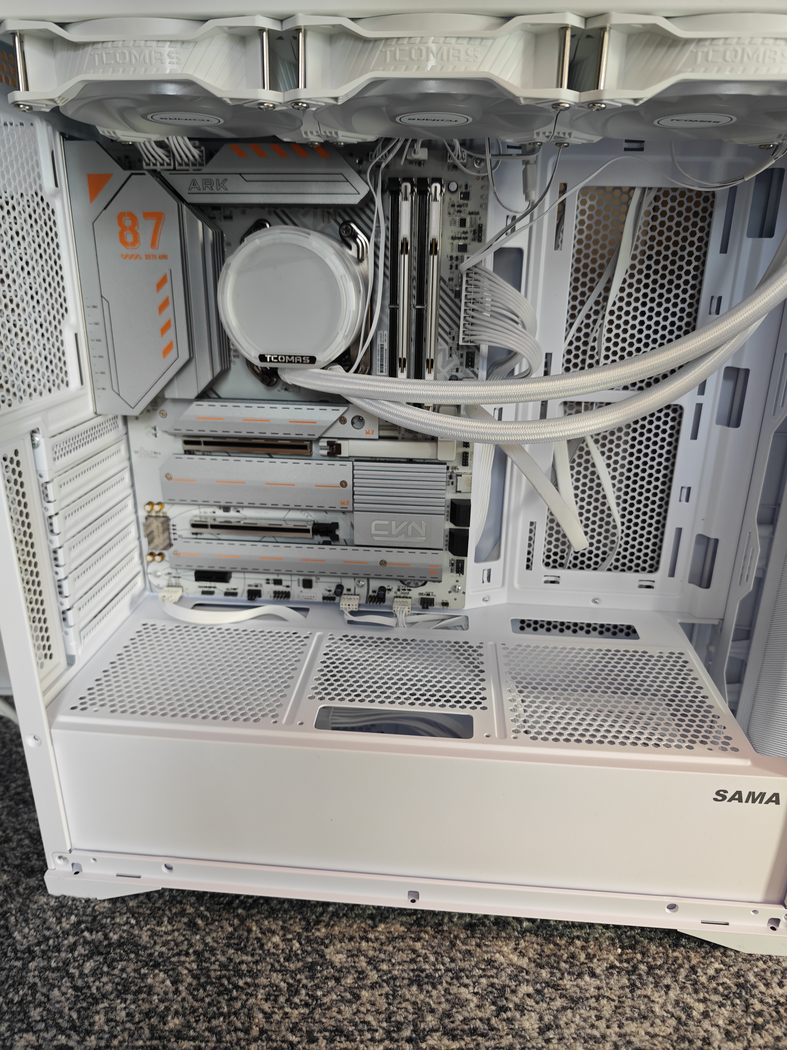 长城（Great Wall）额定850W X8白色金牌全模电脑电源（ATX3.1/PCIe5.1/漏电监测/自动启停/支持50系显卡） 实拍图