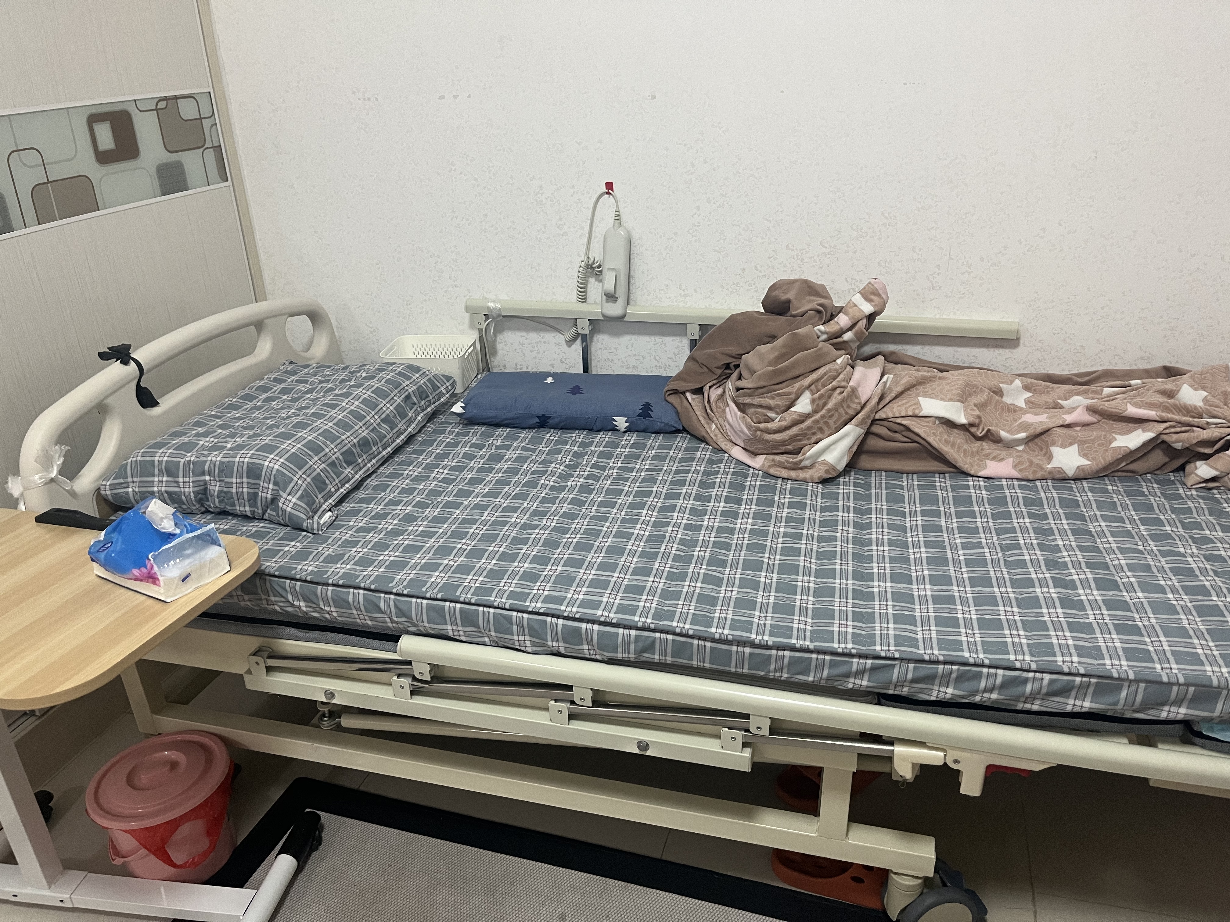 冠奇电动护理床老人家用多功能瘫痪病床全自动智能医用床大小便翻身床 GQ-A221手电两用【整体翻身】【防侧滑防下滑】 实拍图