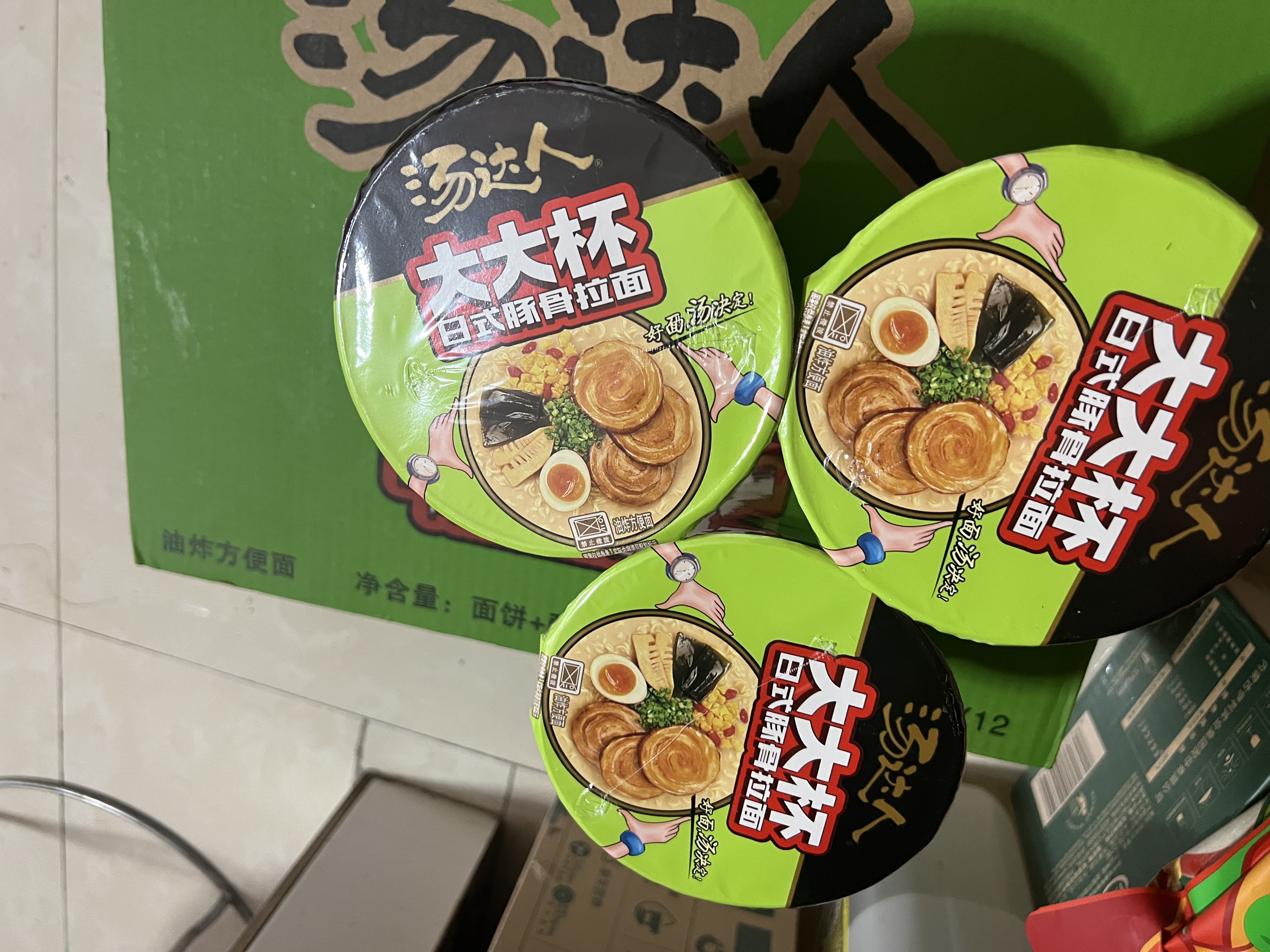 统一 汤达人大大杯 日式豚骨拉面122g* 12杯整箱批发新老包装随机发货 实拍图