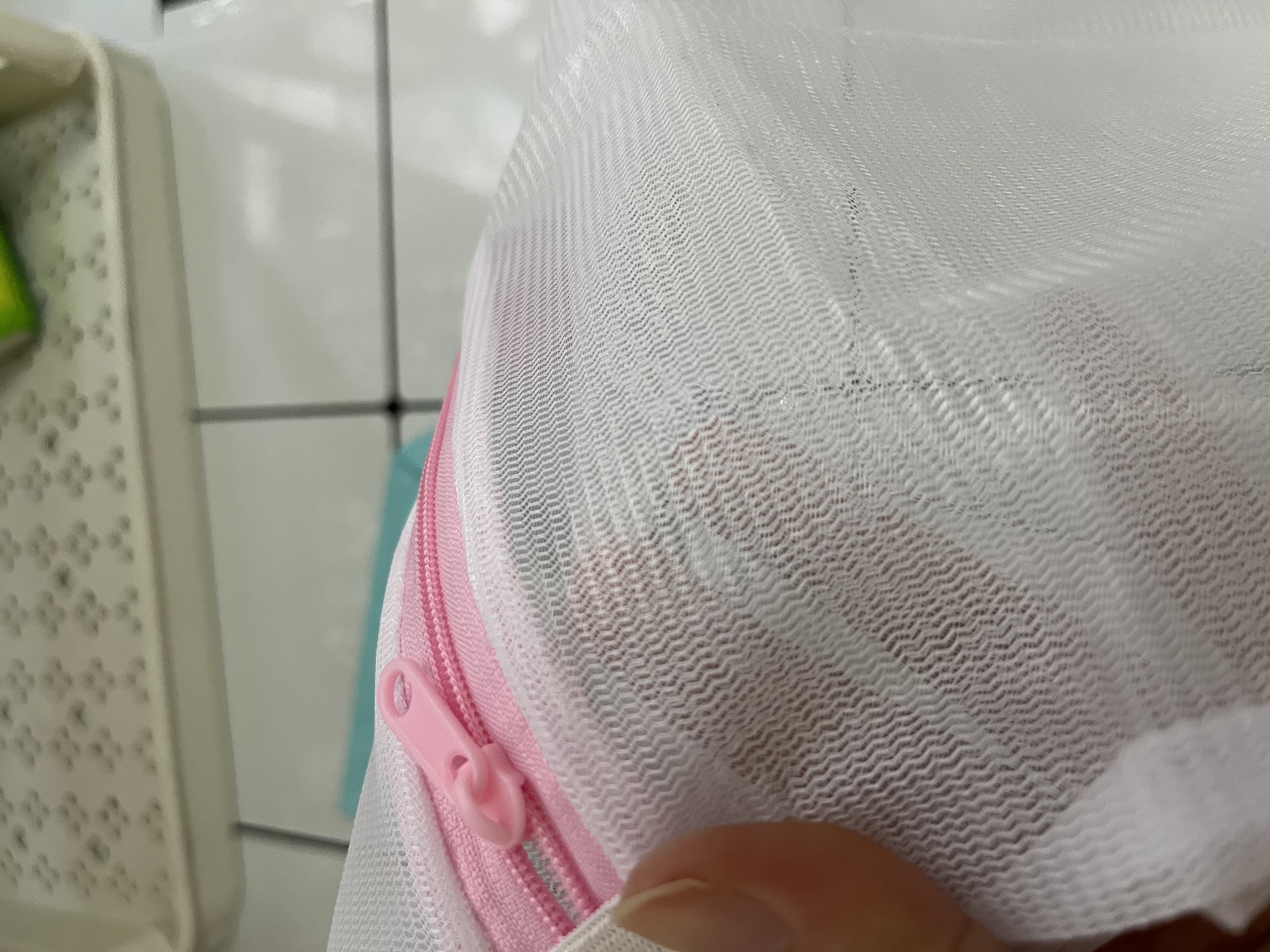 洗衣机专用洗衣网袋洗衣袋护洗袋文胸毛衣家用洗衣机机洗专用细网防变形网袋小号网兜 小号【20*30细网款】一只装 实拍图