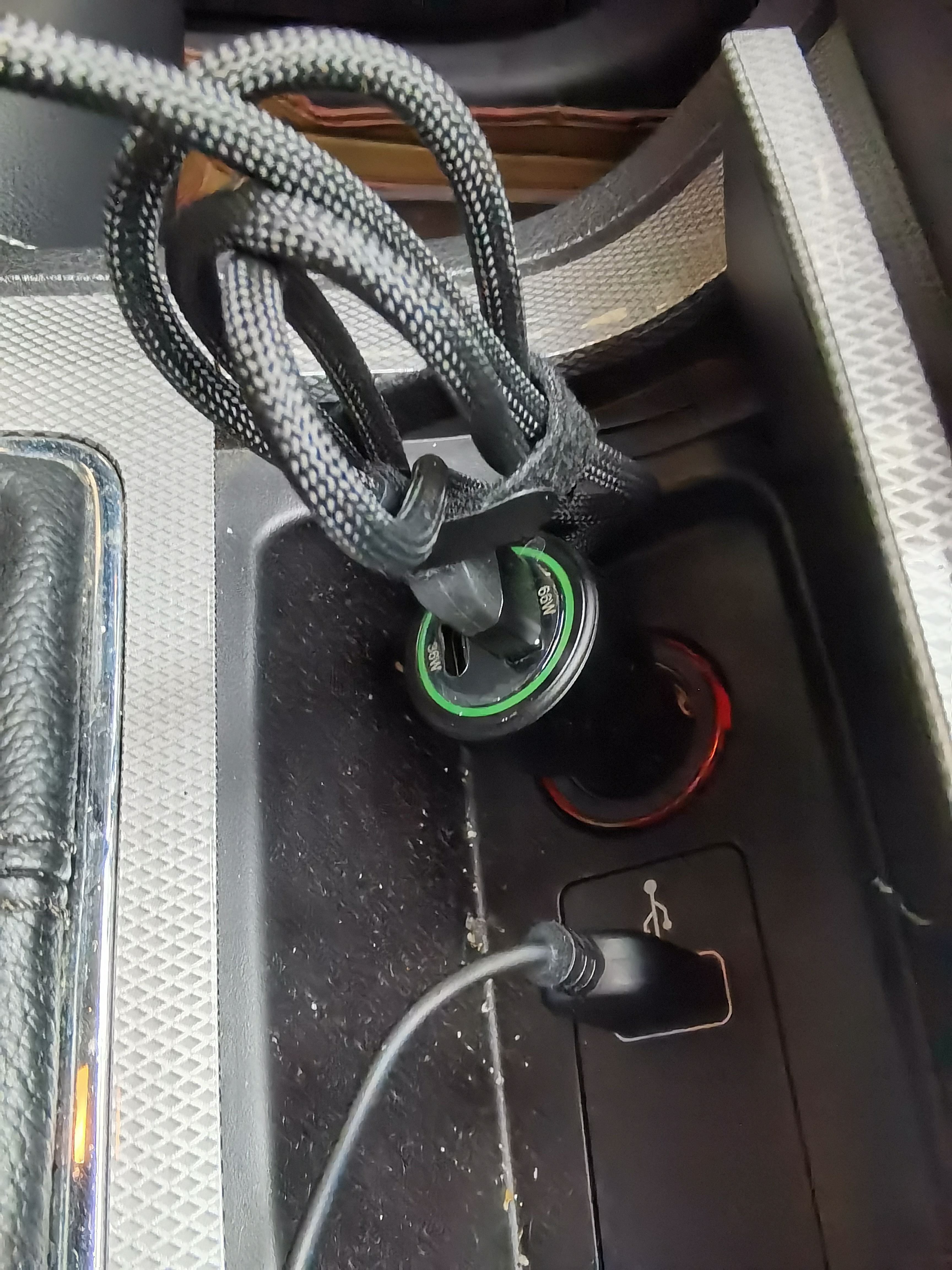 360车载充电器数据线套装1A1C 66W+PD36W双路超级快充HC-69S 点烟器充电头一拖二转换器适用苹果华为 实拍图