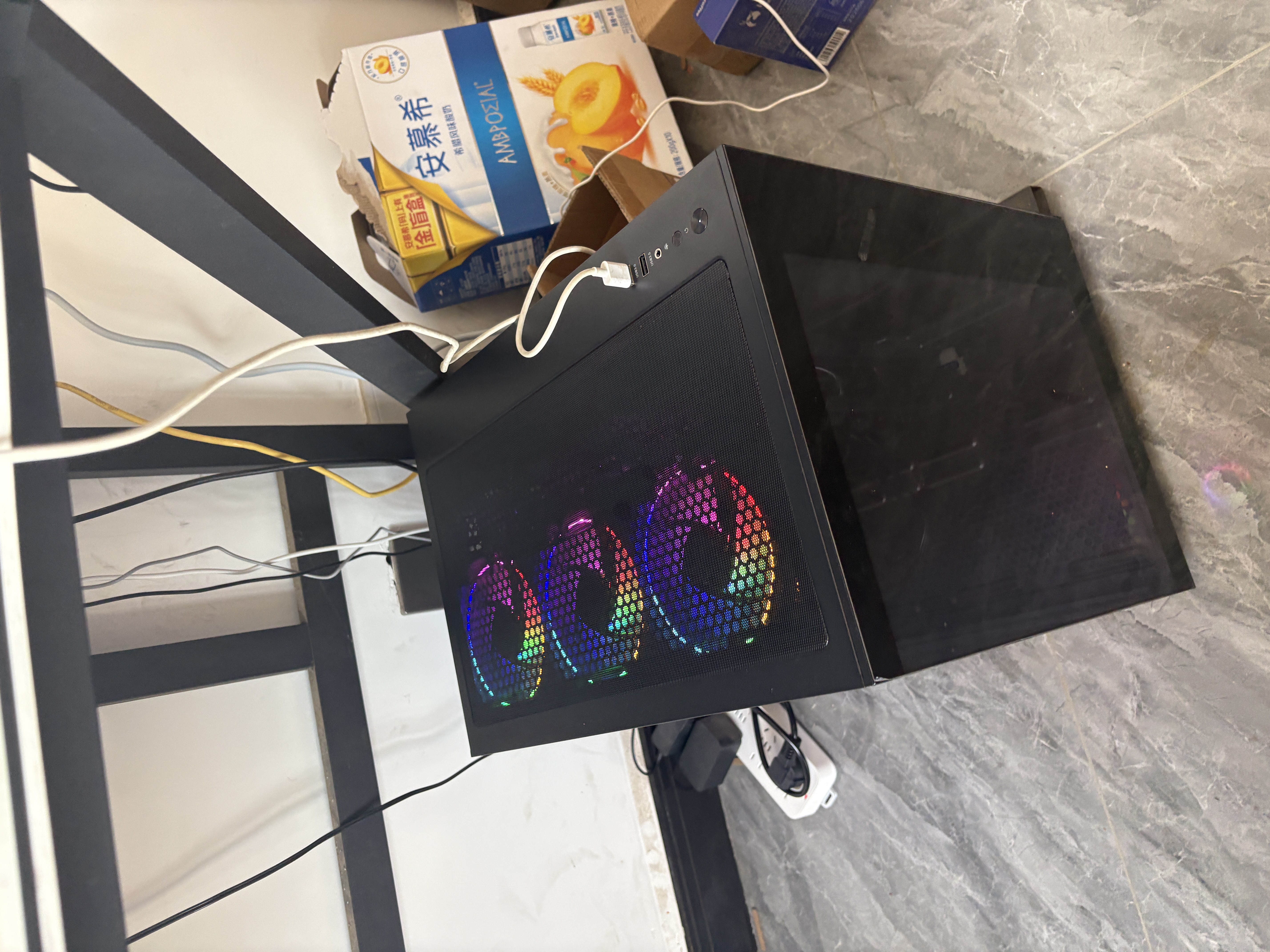 华硕全家桶14代I5 14400F/RTX5060/16G/1T/WiF6/畅玩三角洲游戏电脑主机组装电脑台式电脑整机 实拍图