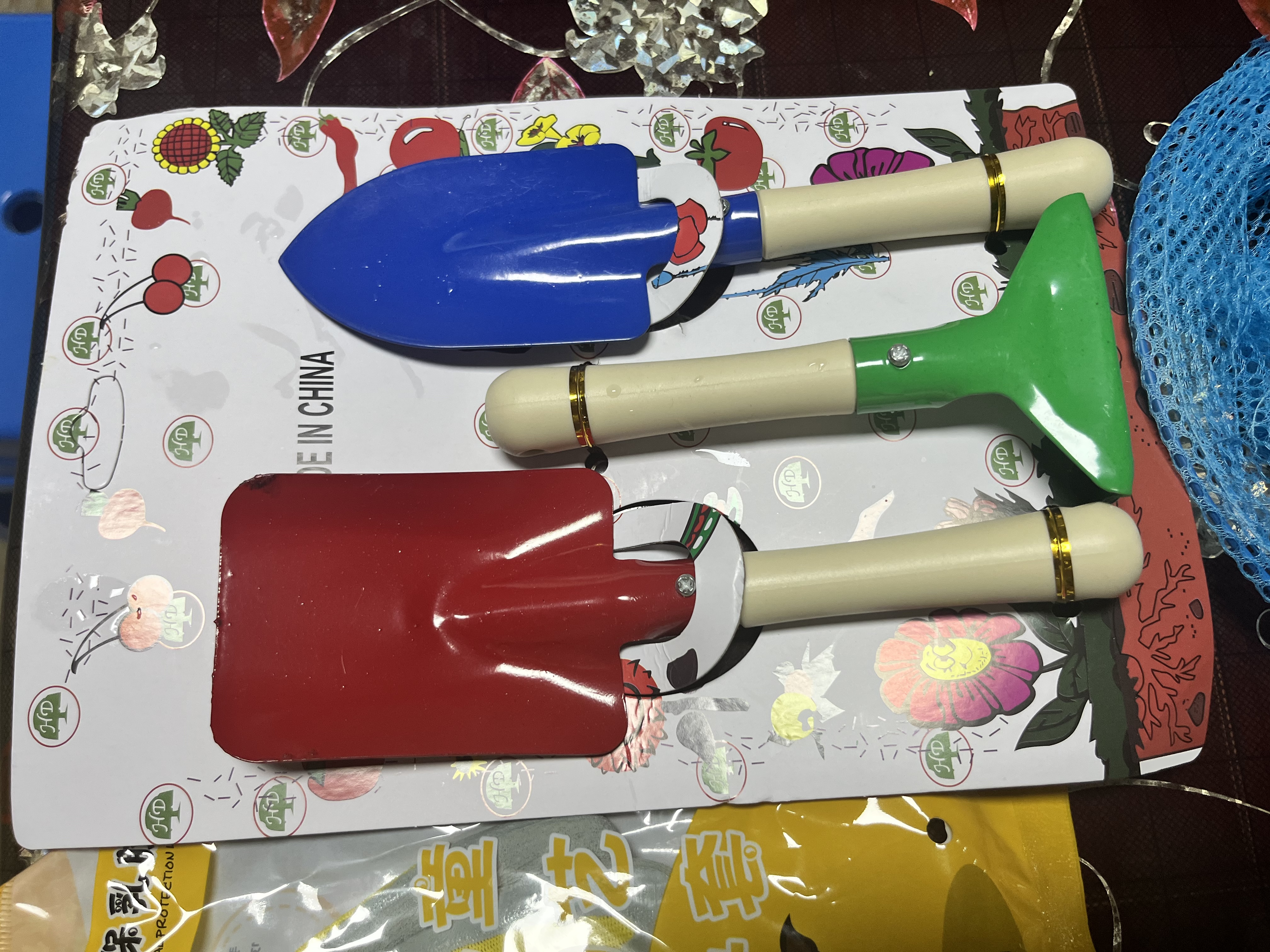 花沃里儿童赶海工具6件套 铲子挖沙铁锹种菜花耙子园艺工具手套水桶抄网 实拍图