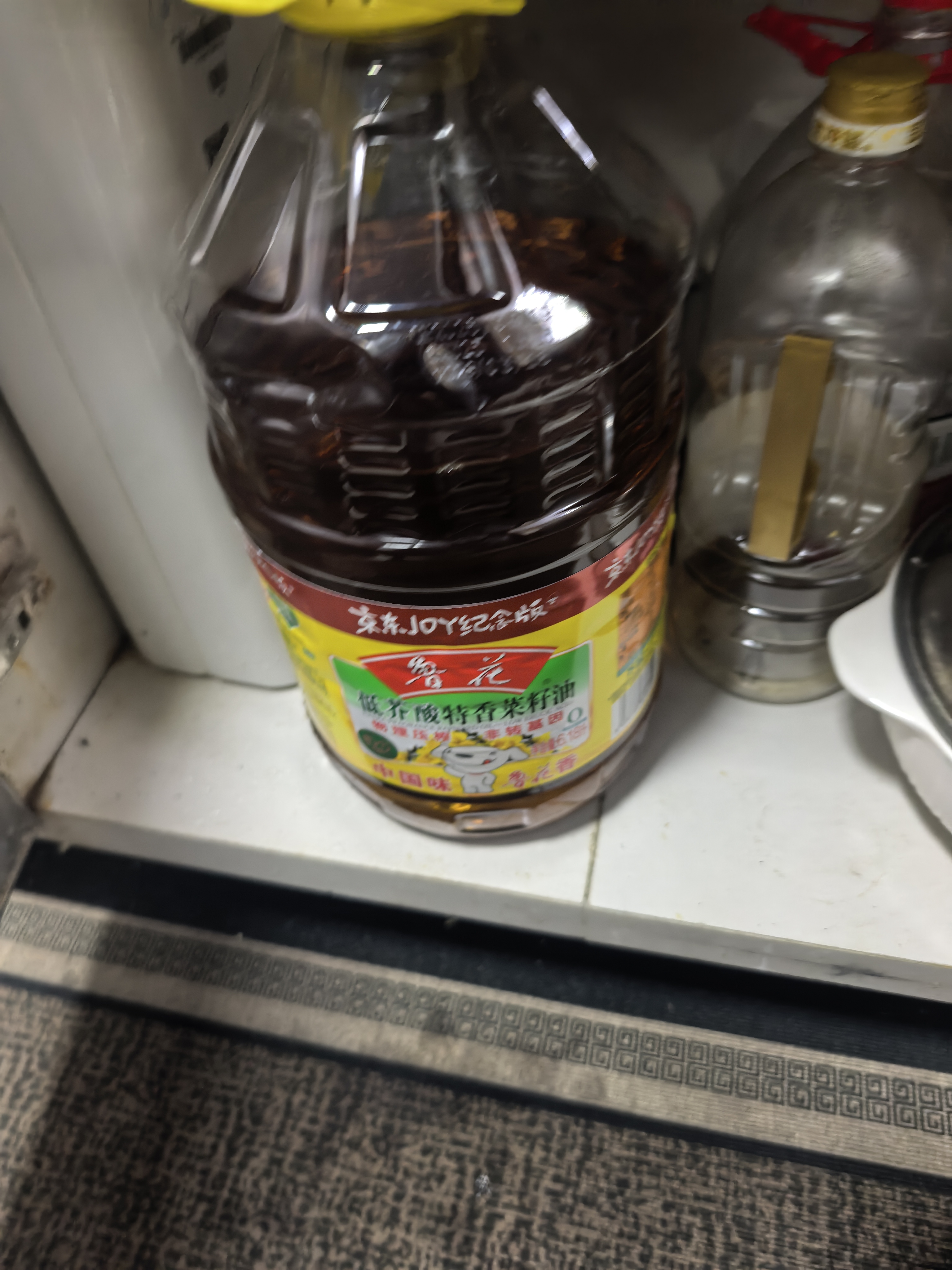 鲁花食用油 物理压榨 非转基因 玉米油6.18L 家用粮油 健康植物油 实拍图
