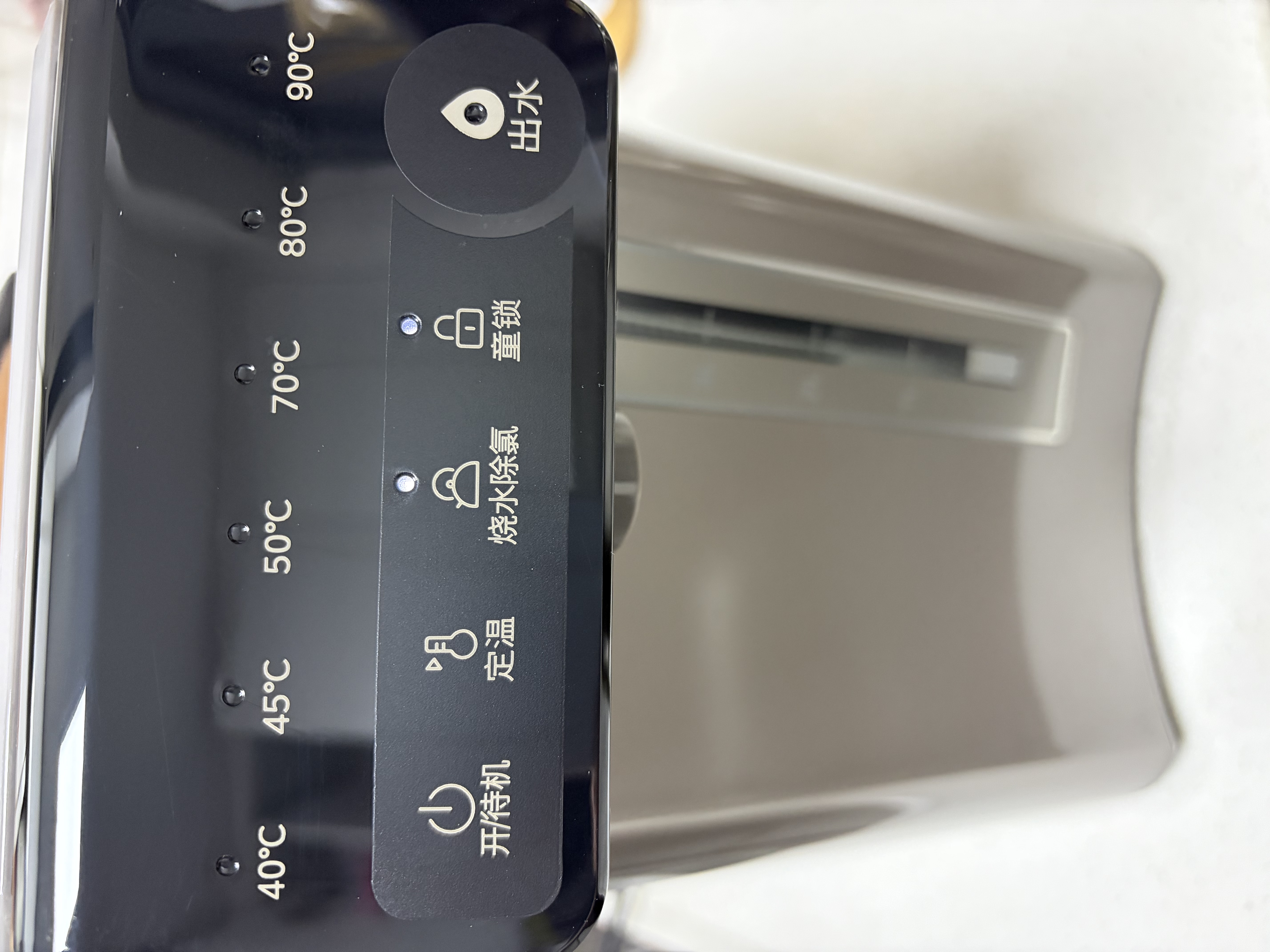 美的（Midea）电热水瓶2026新款净饮水机保温恒温一体控温热水壶钛材质不锈钢内胆5L大容量泡奶机MK-SP50D10-Ti 实拍图