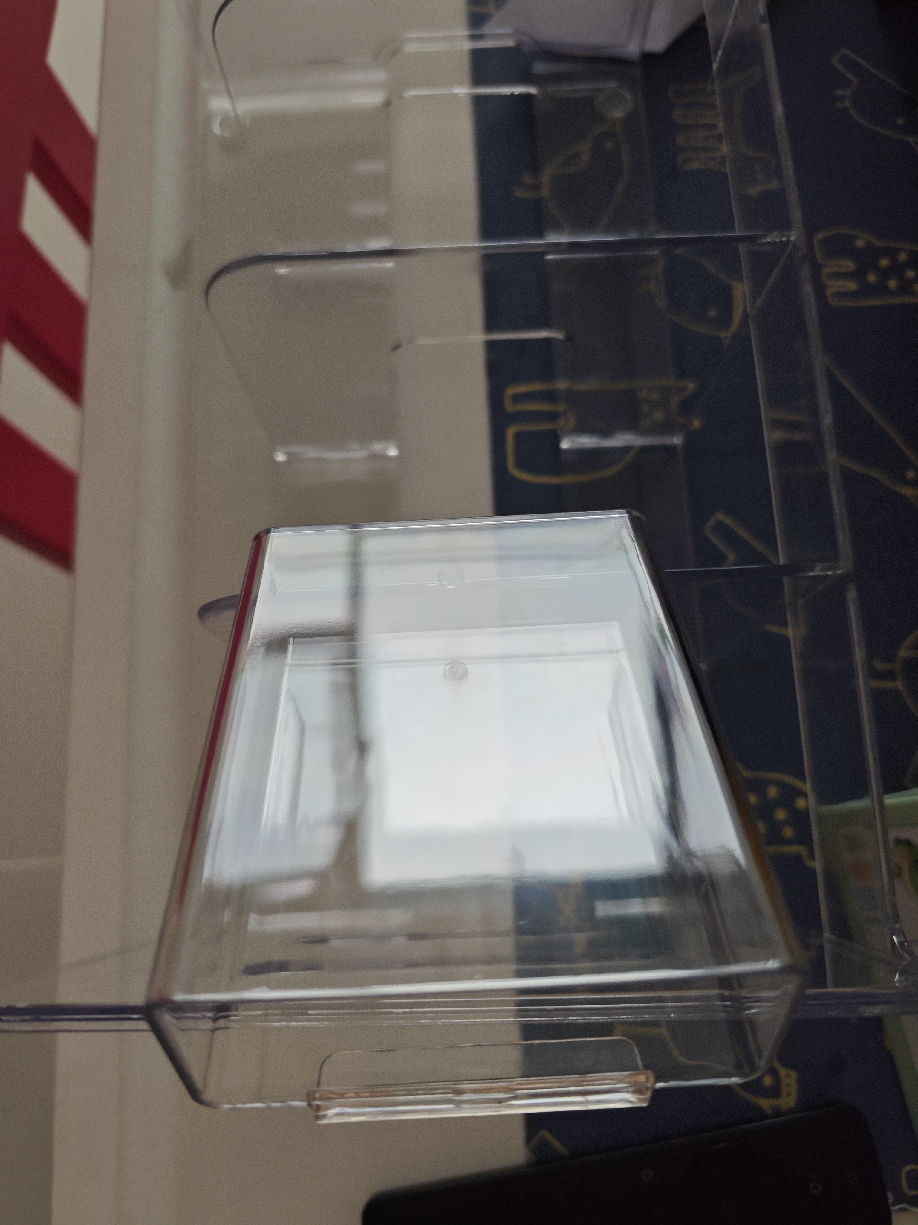 得力（deli）多功能四联书立架 创意收纳盒文件框办公室抽屉式置物架书架书挡 学生/办公学习用品 透明 TB104 实拍图